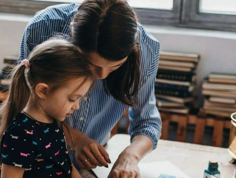 Cadeau de fin d’année pour maîtresse : nos plus belles idées pour dire merci avec le cœur