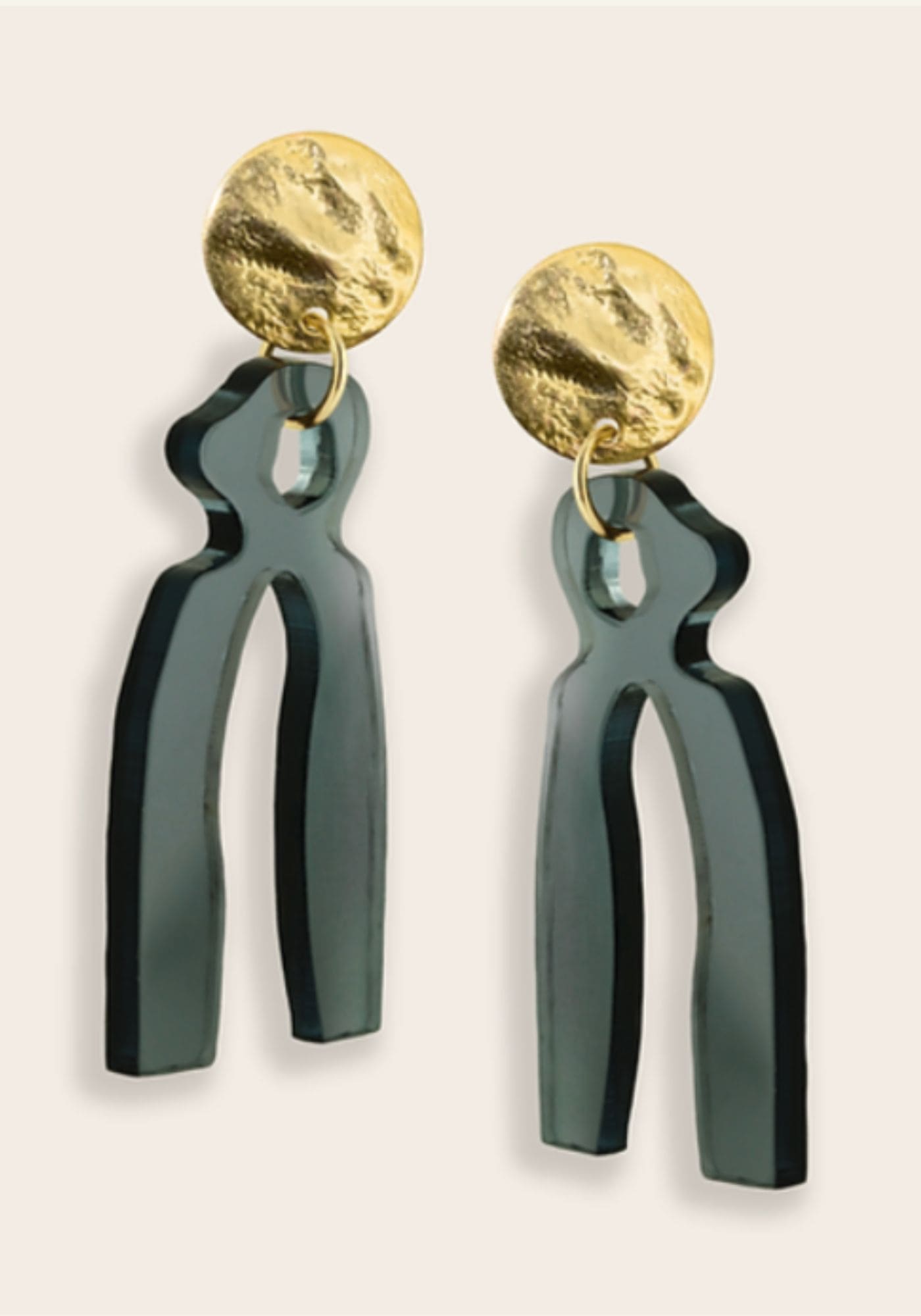 anna-shelley-boucle-oreille-maya-noir-cigoire
