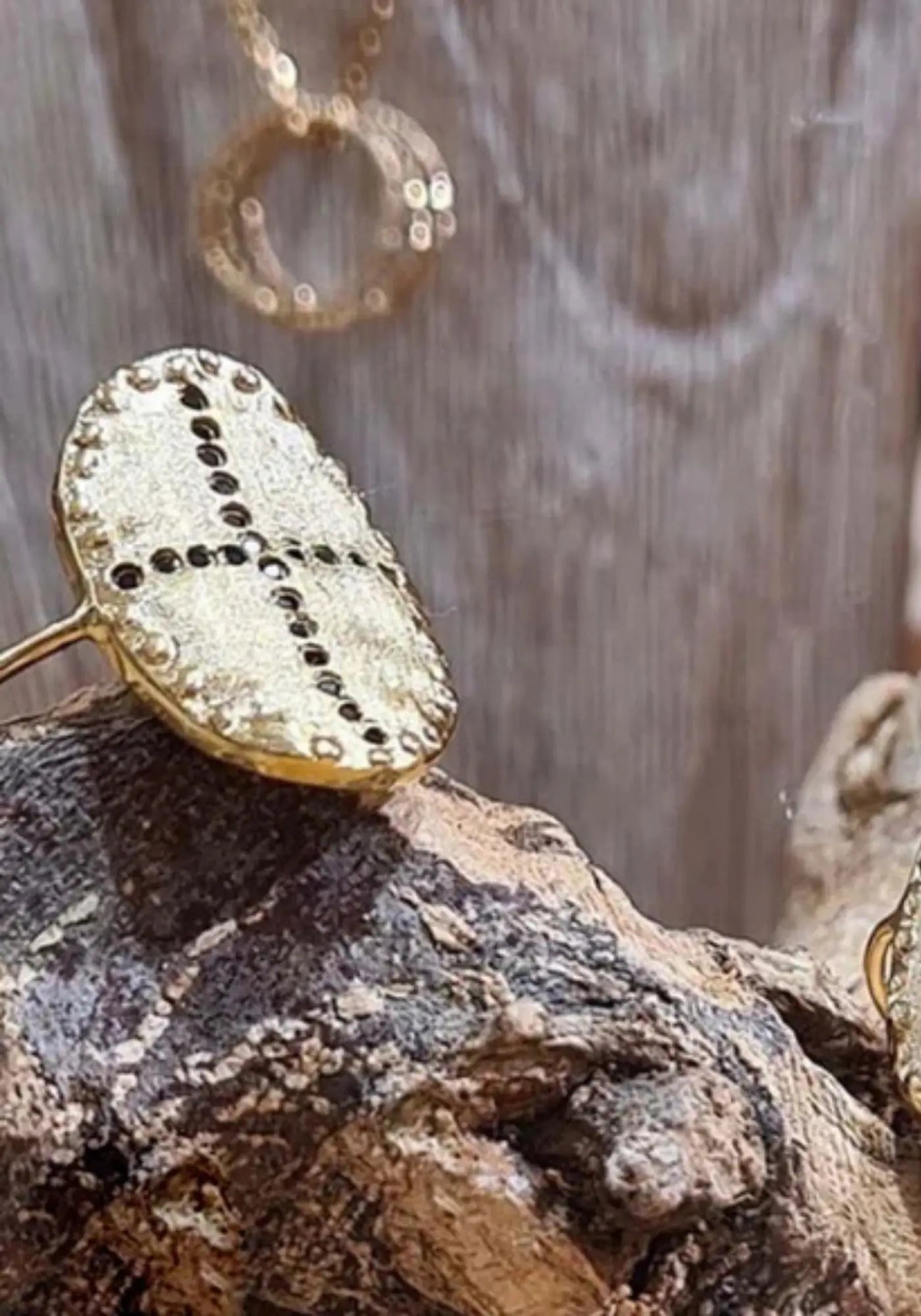 La bague bazile de chez Louise Hendricks