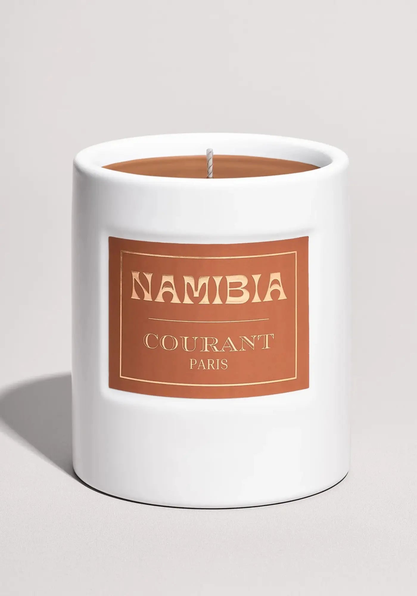 La bougie parfumée Namibia de chez Courant Paris