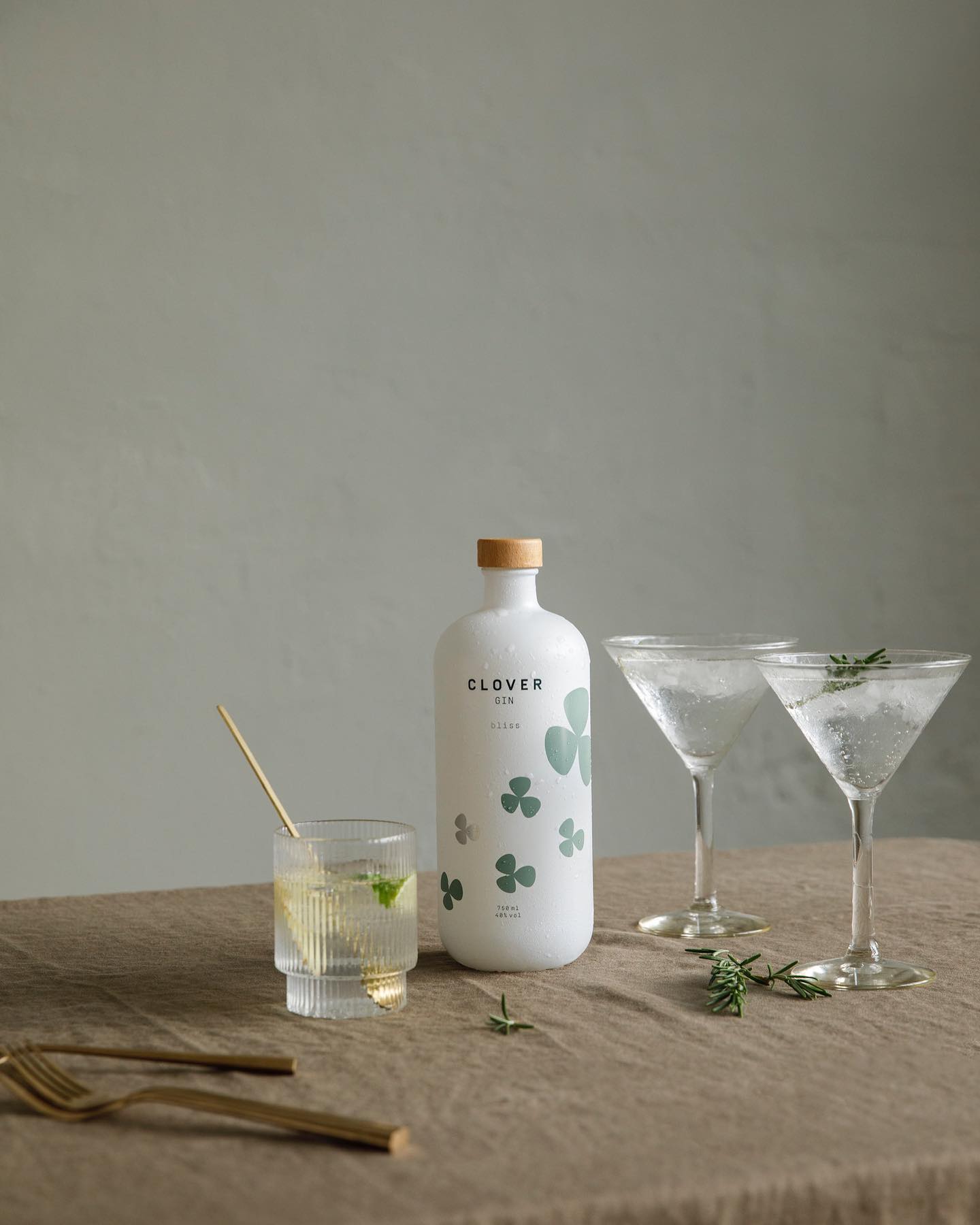 clover-gin-cigoire