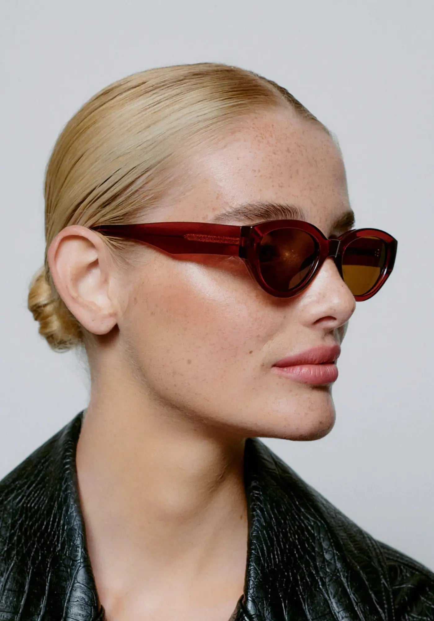 Les lunettes de soleil Winnie de chez A.Kjaerbede