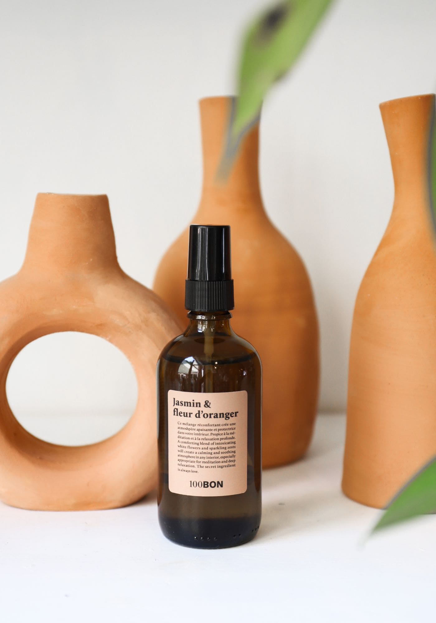 La brume maison Home Spray Jasmin & Fleur d'oranger de chez 100Bon