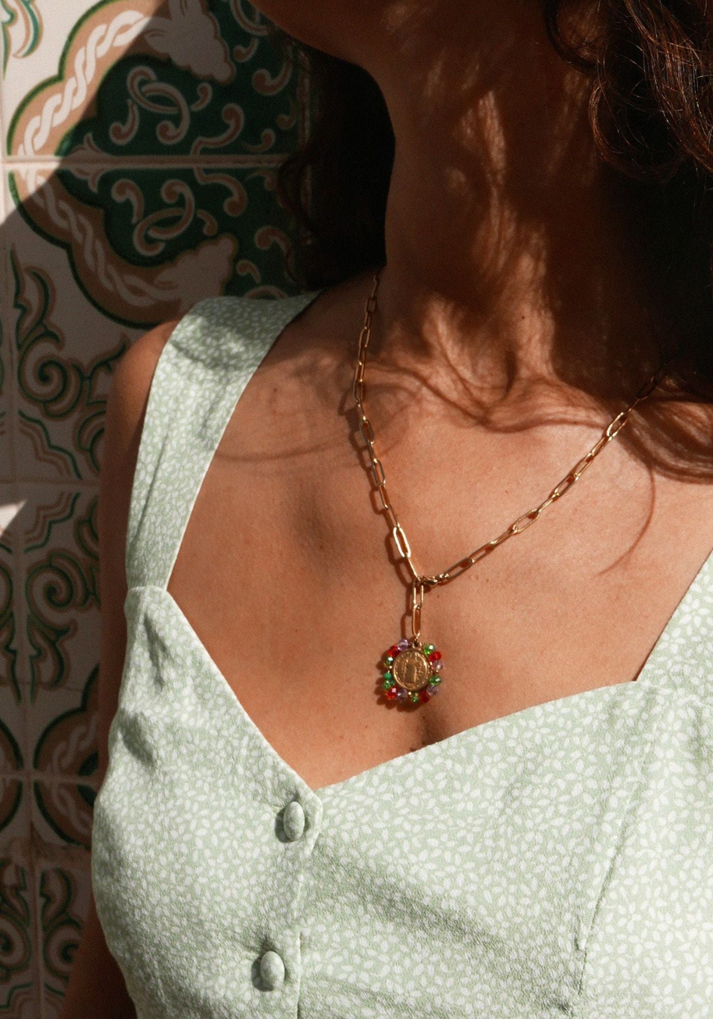 collier-gloria-pop-porte-femme-fancy-palas