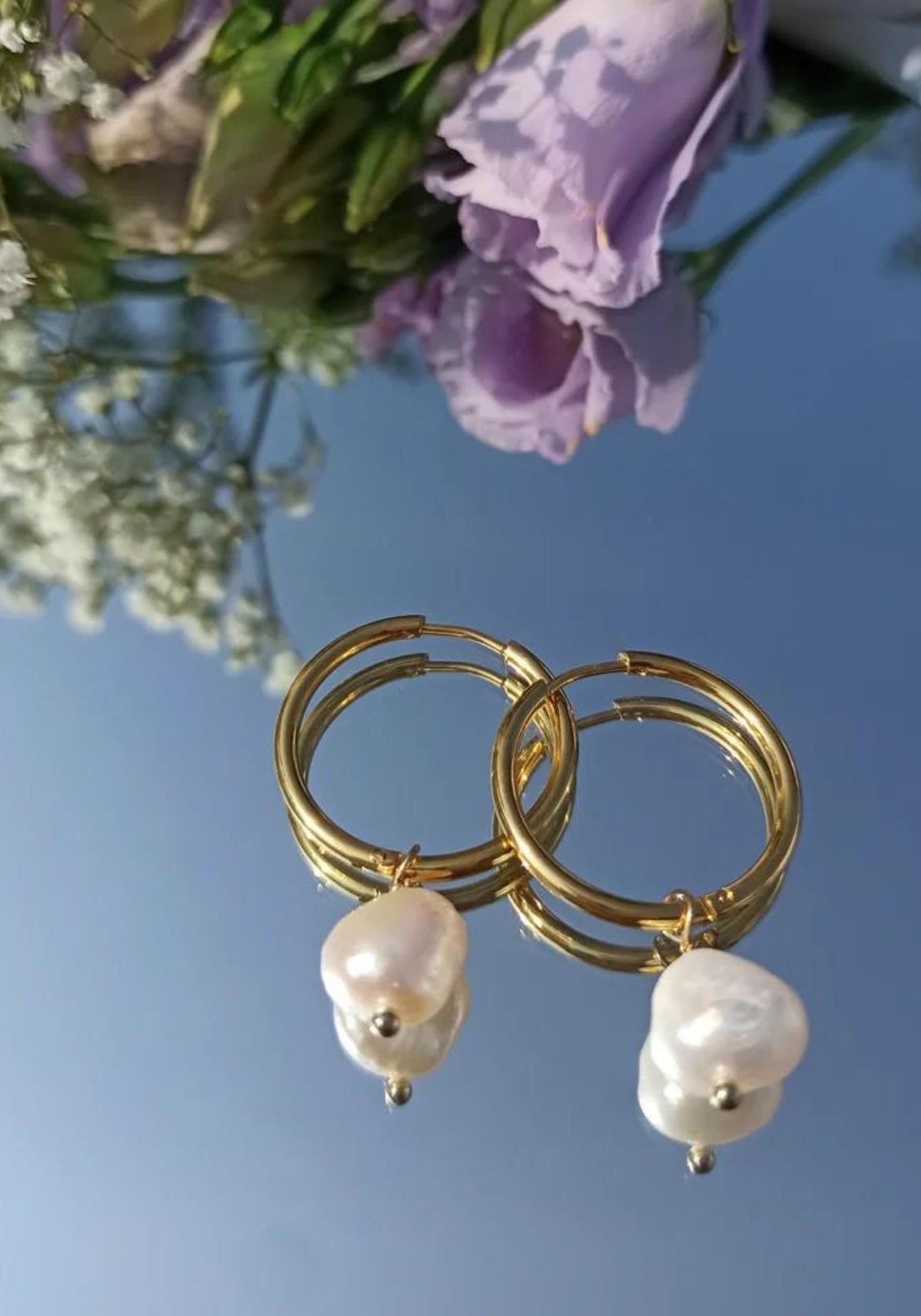 creoles-maison-soleil-or-boucles-d-oreilles-aura-perle