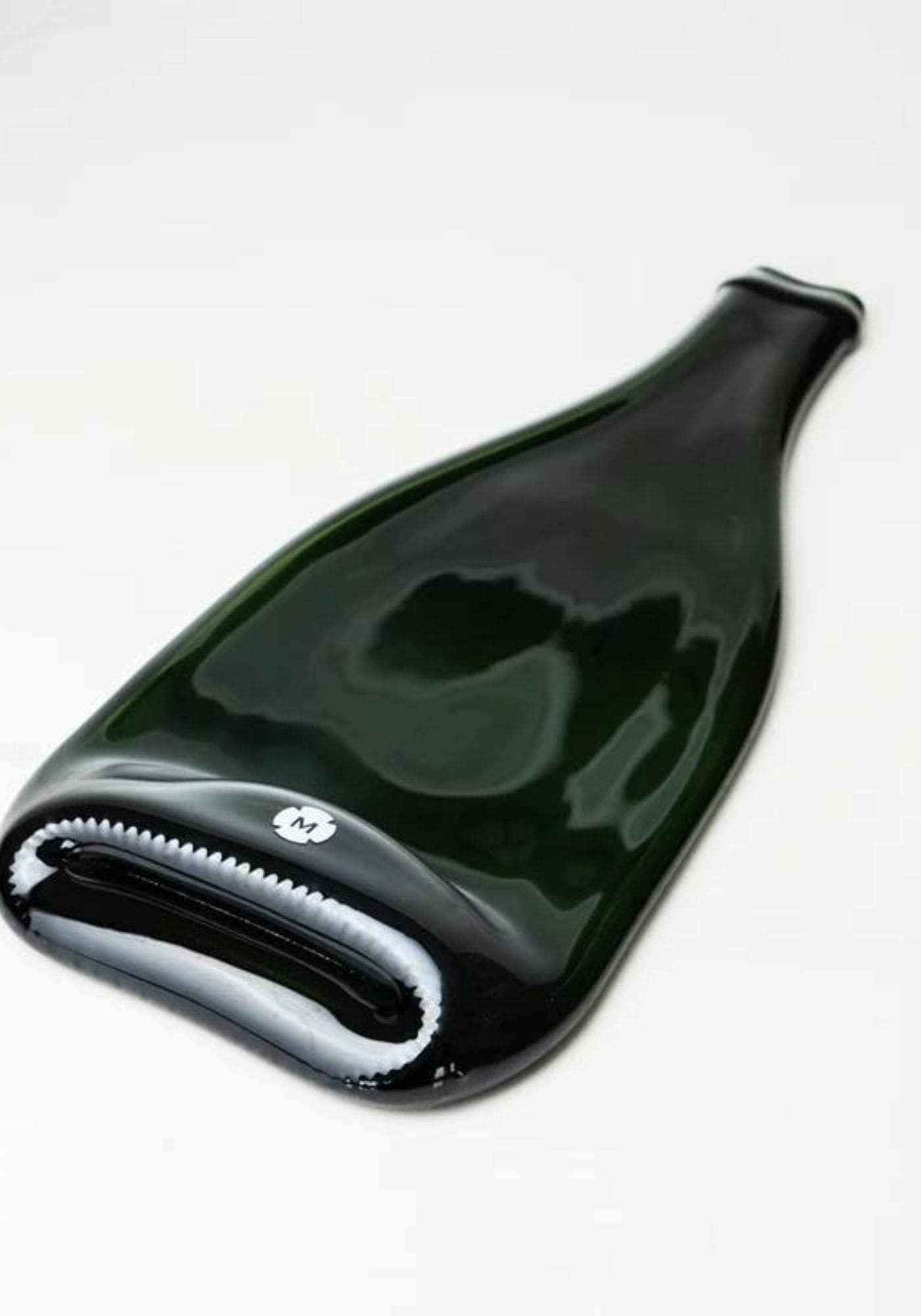 marsault-planche-apero-verre-bouteille-moyenne