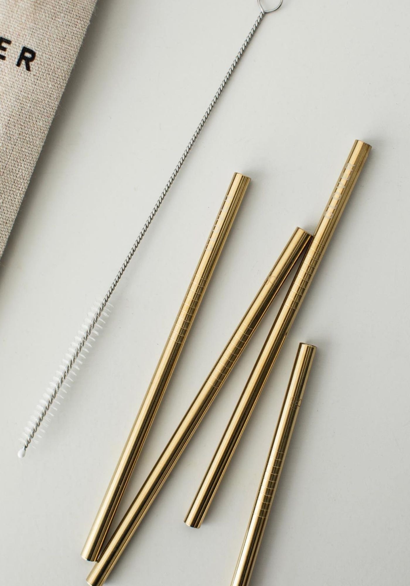 pailles-metal-clover-gin-dorees