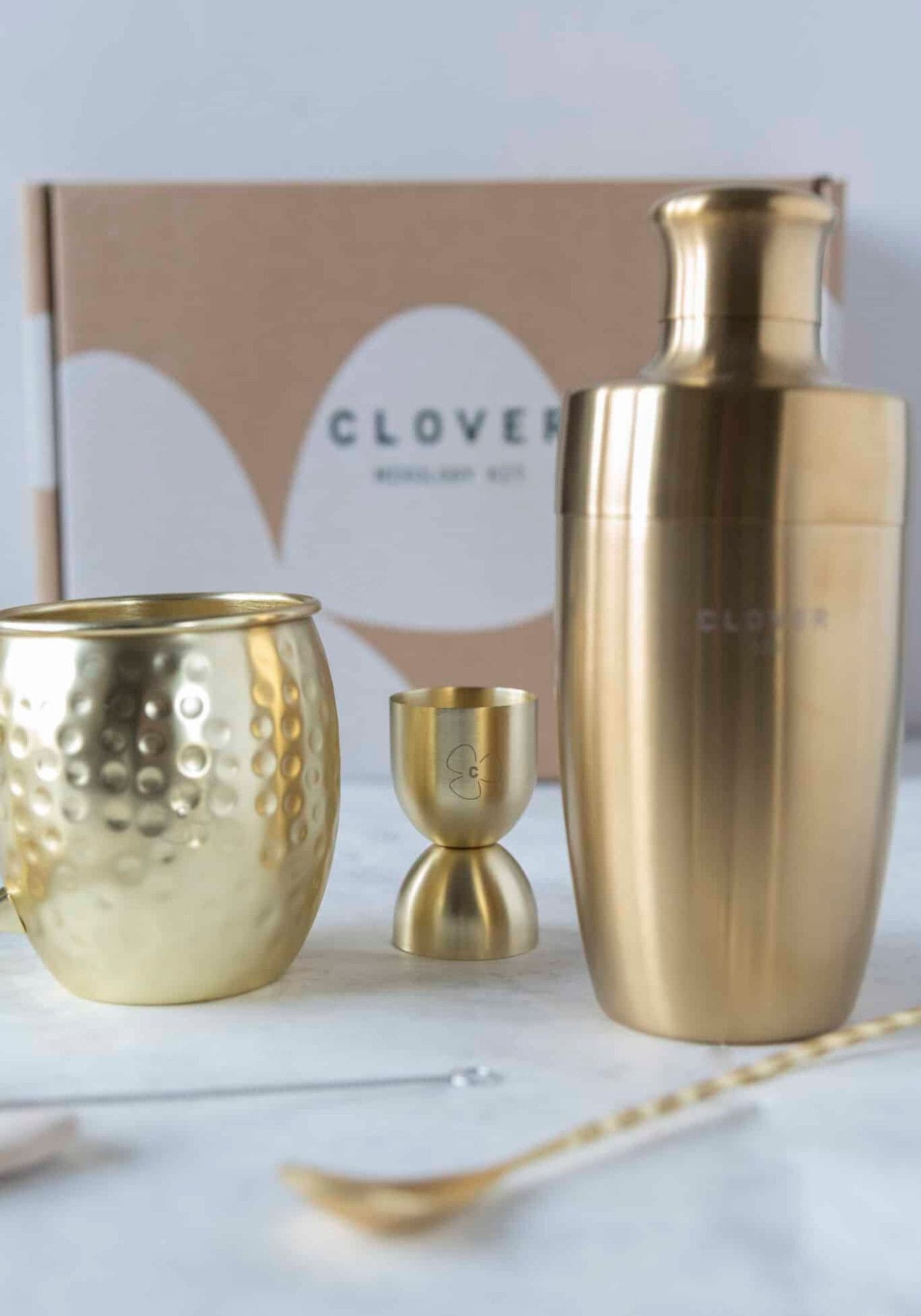 shaker-cocktails-clover-gin