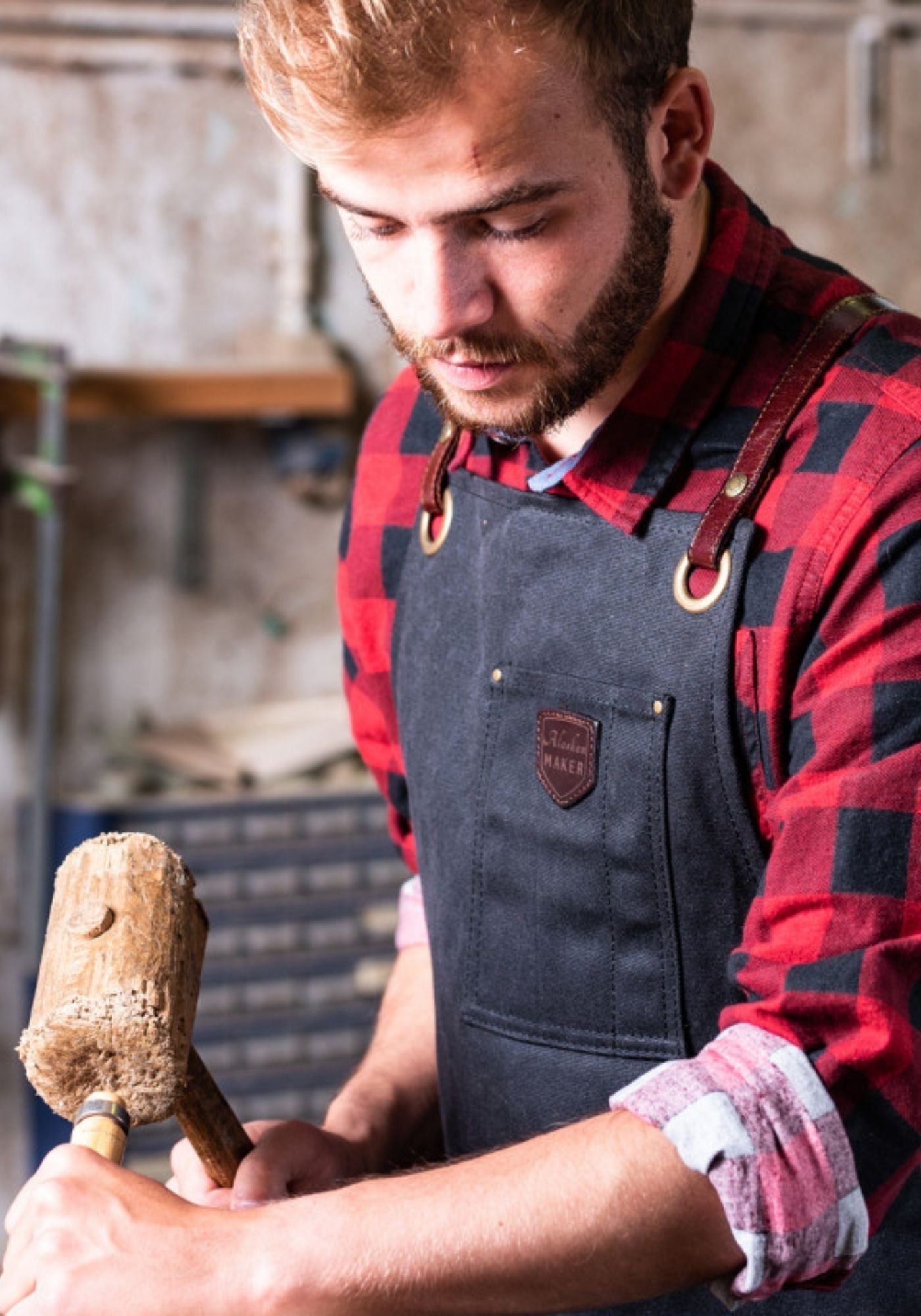 tablier-547-alaskan-maker-bleu-marine-jean-1