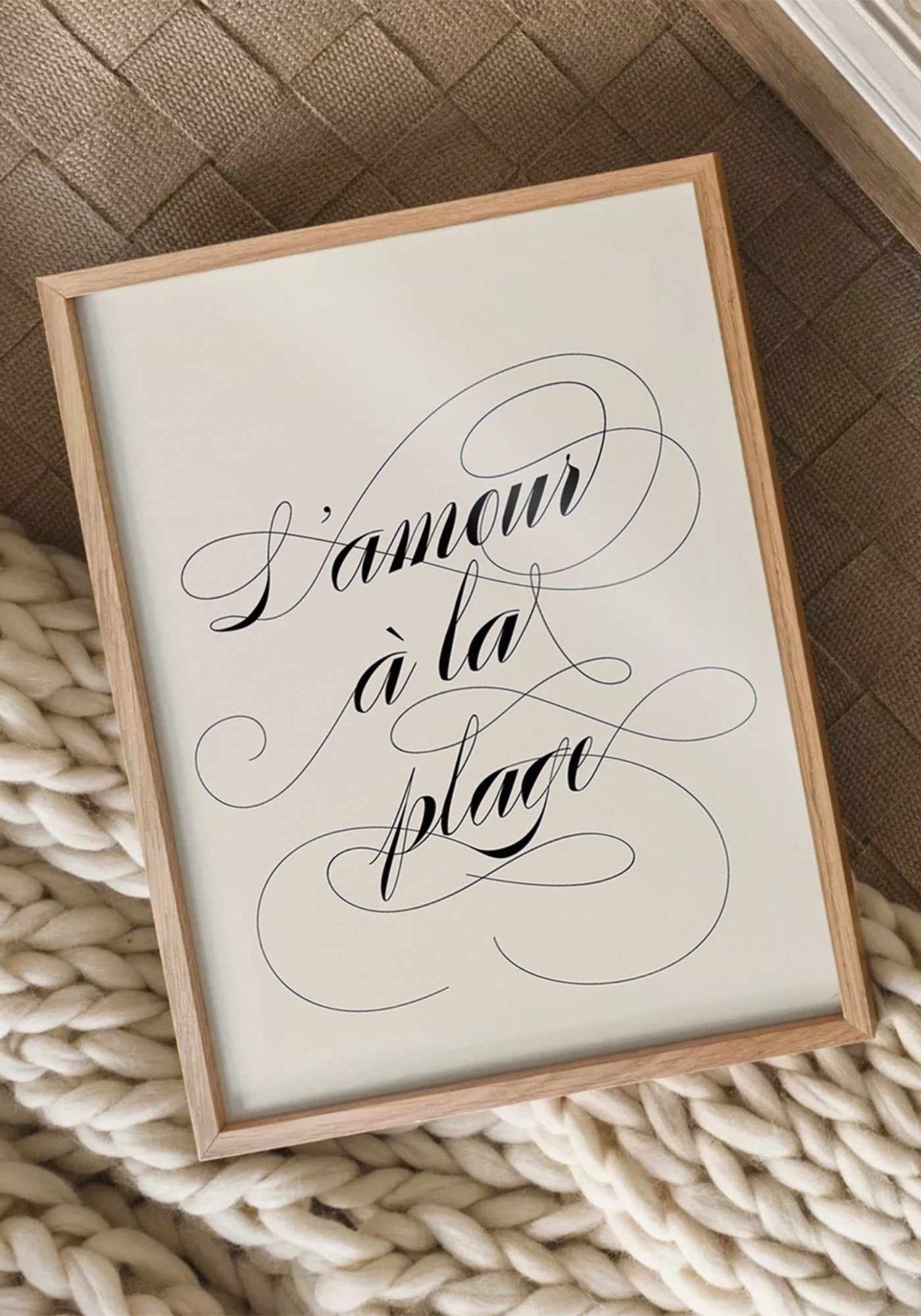 L'affiche typographique "L'amour à la plage" en 21x30 cm de chez Studio Topo