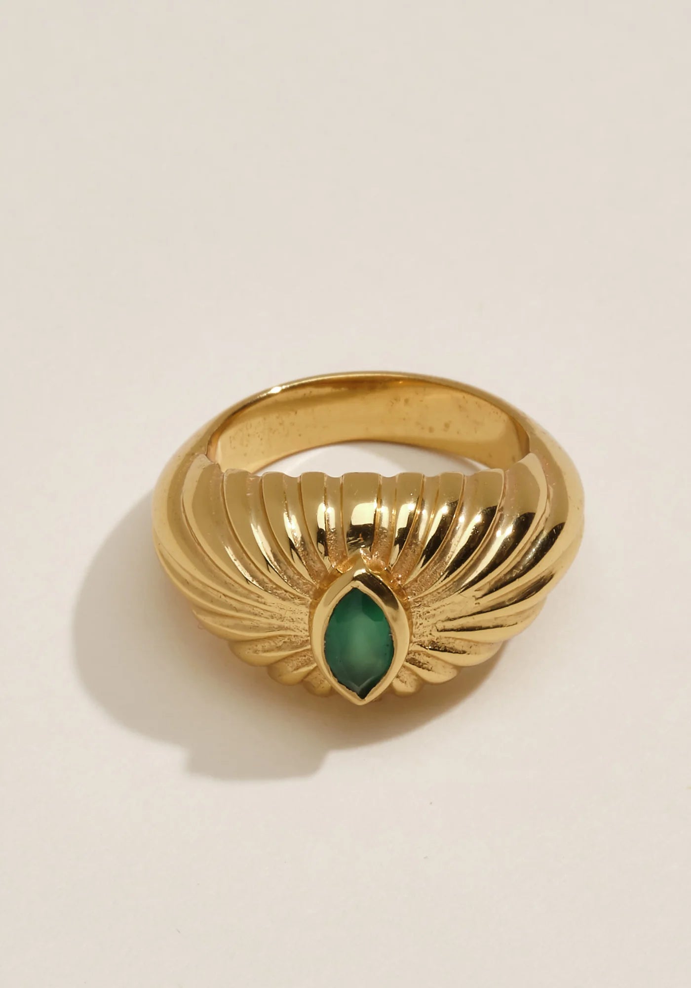 La bague Mum onyx vert pour femme de chez Ucciani