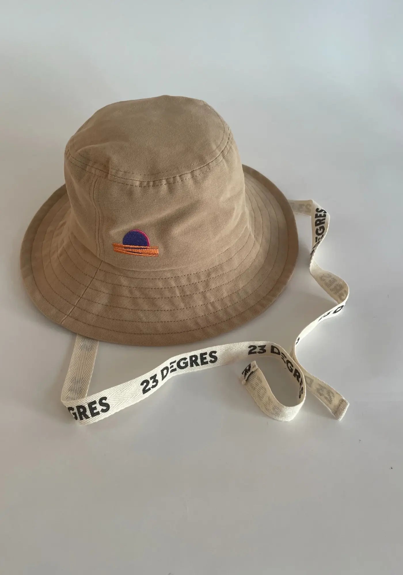 Le bob sunday beige de chez 23 Degrés