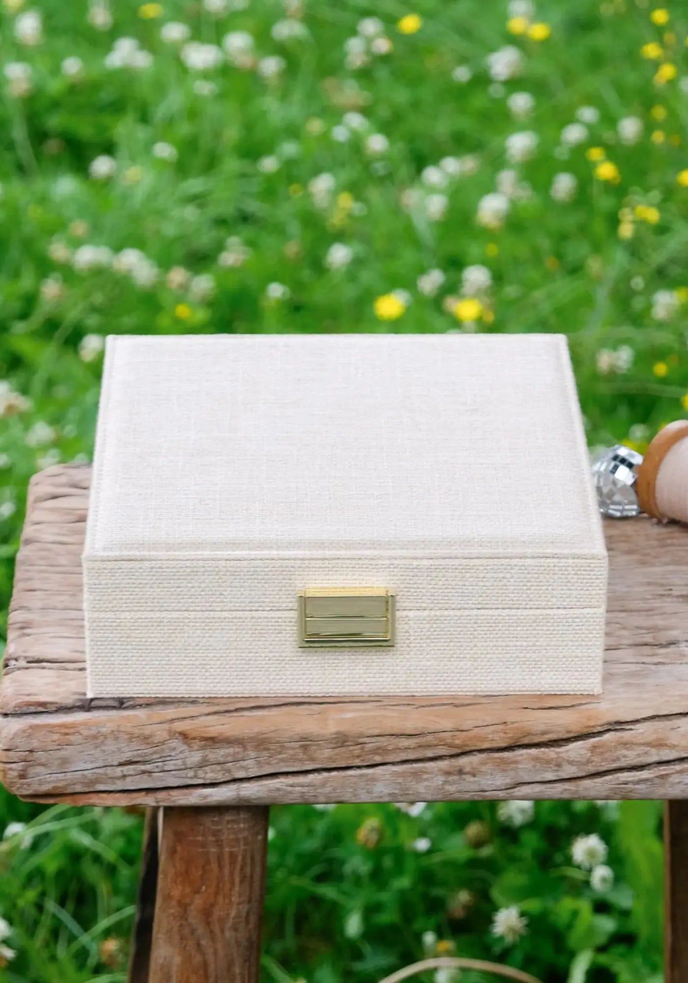 La boite à bijoux Anne lin beige de chez Maison Scarlett