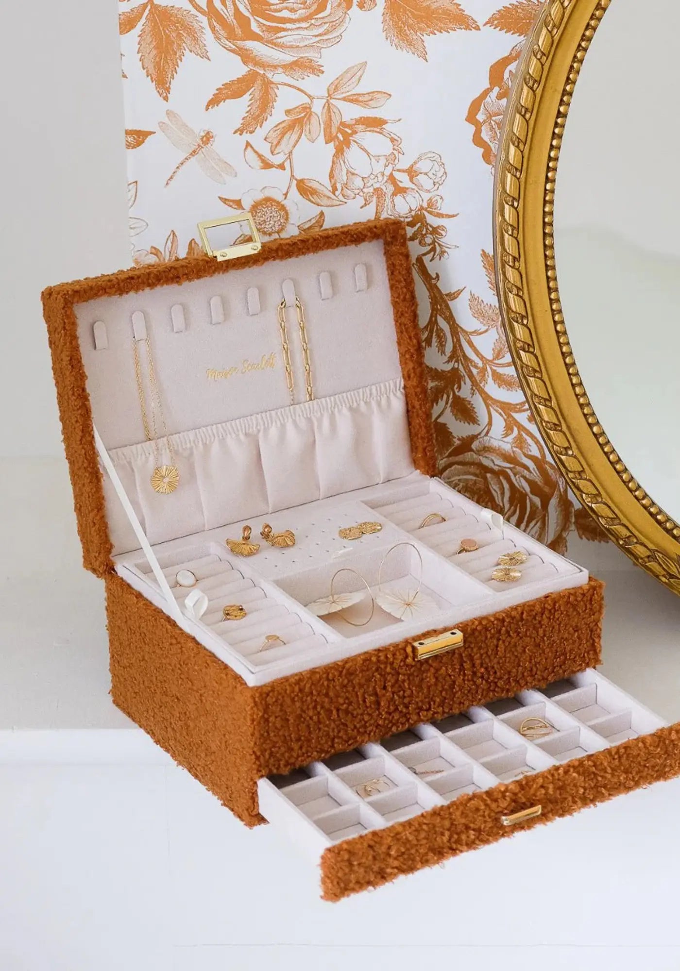 La boîte à bijoux Denise teddy camel de chez Maison Scarlett
