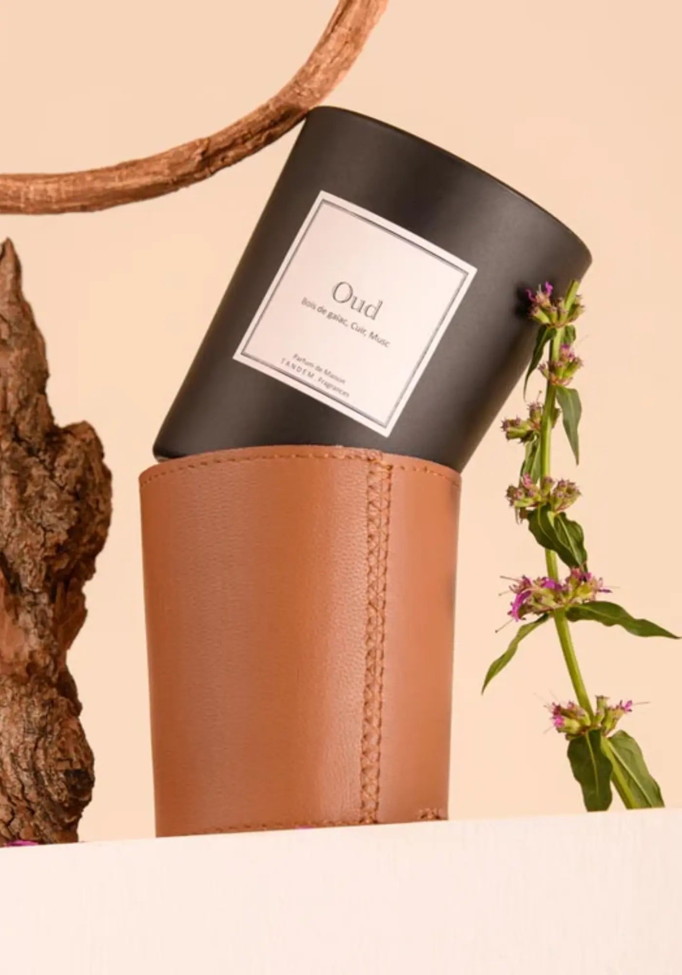 La bougie 180g Oud de chez Tandem Fragrances