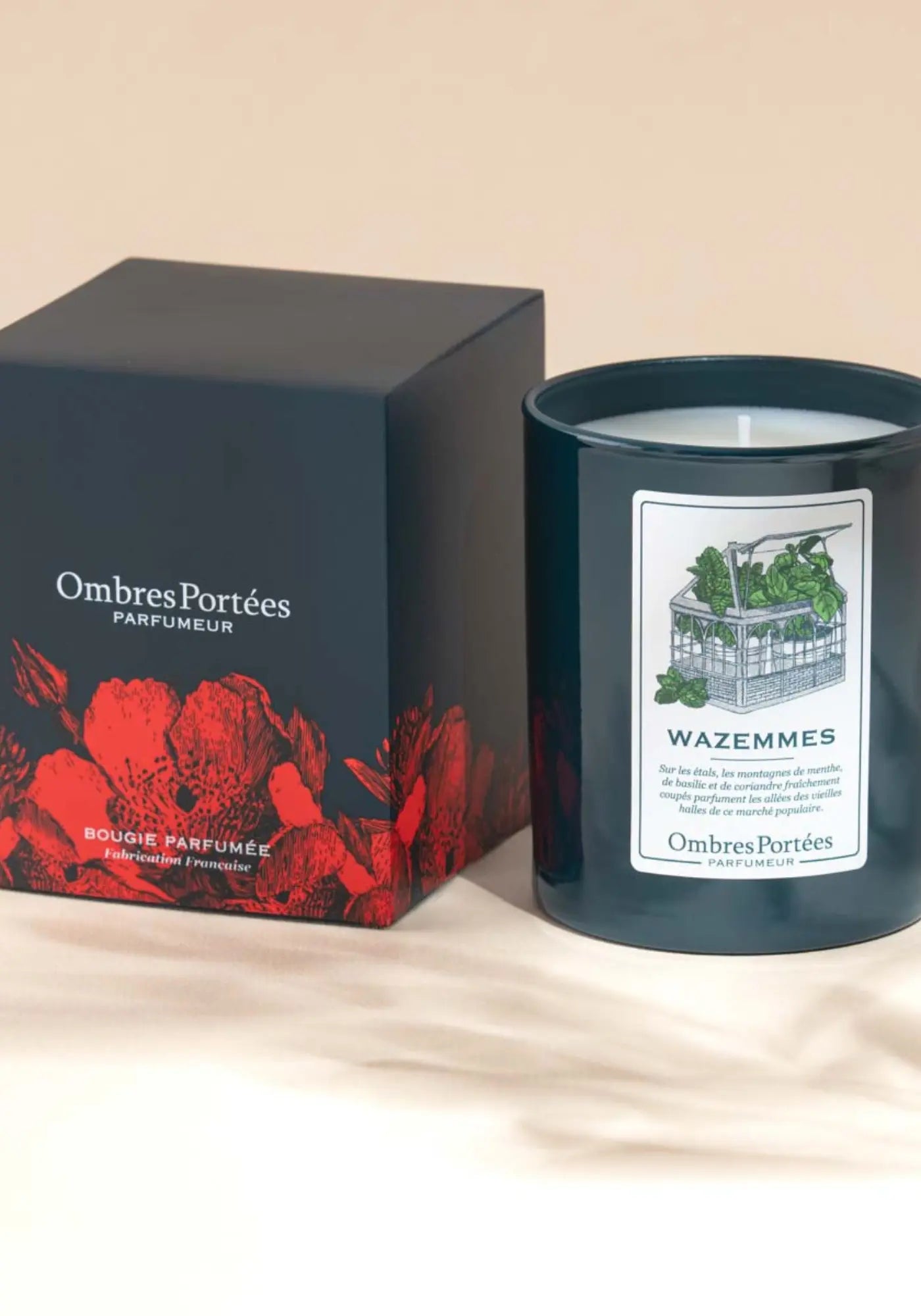 Le packaging de la bougie parfumée Lilloise Wazemmes de chez Ombres Portées