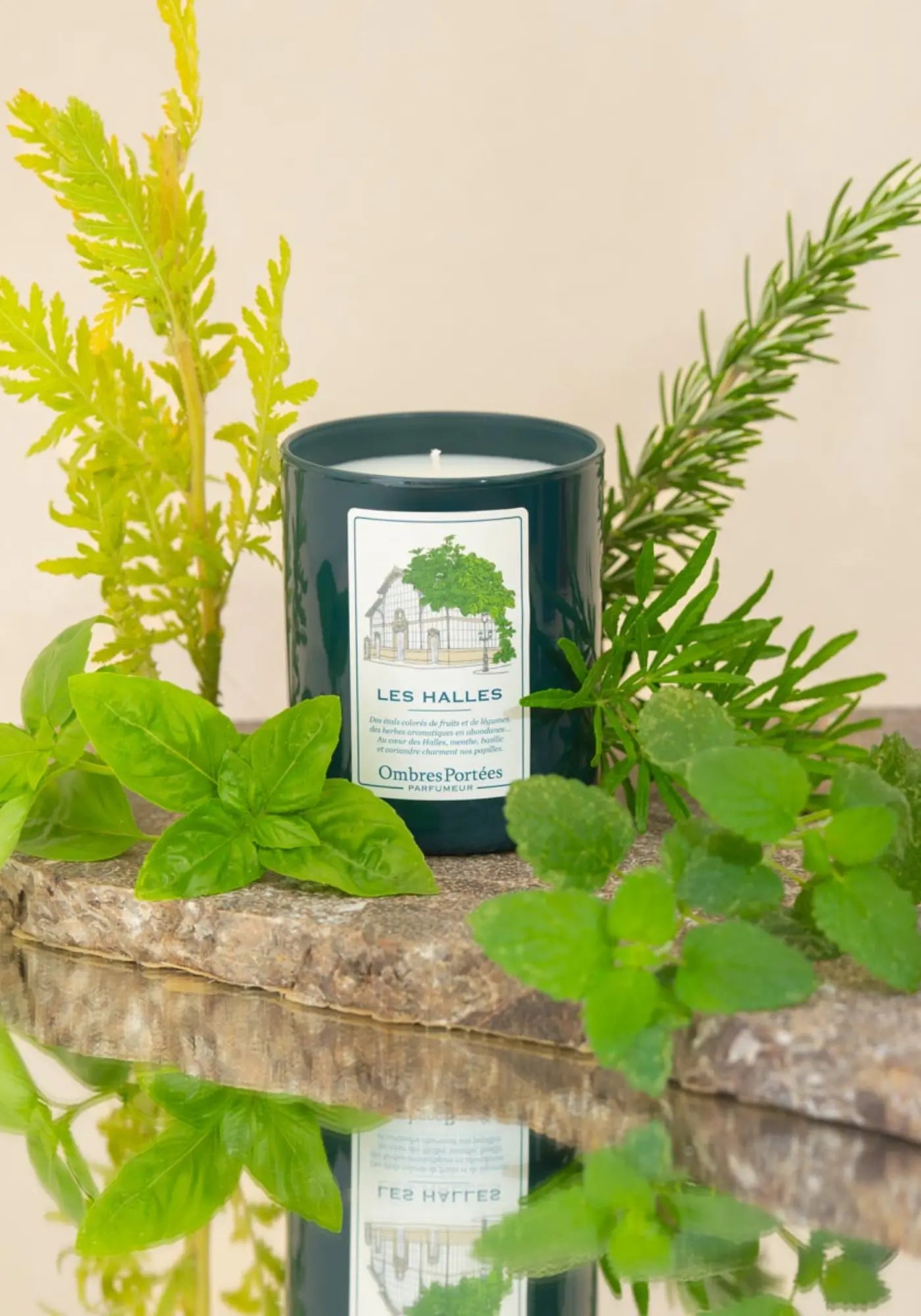 La bougie parfumée Lyonnaise Les Halles de chez Ombres Portées