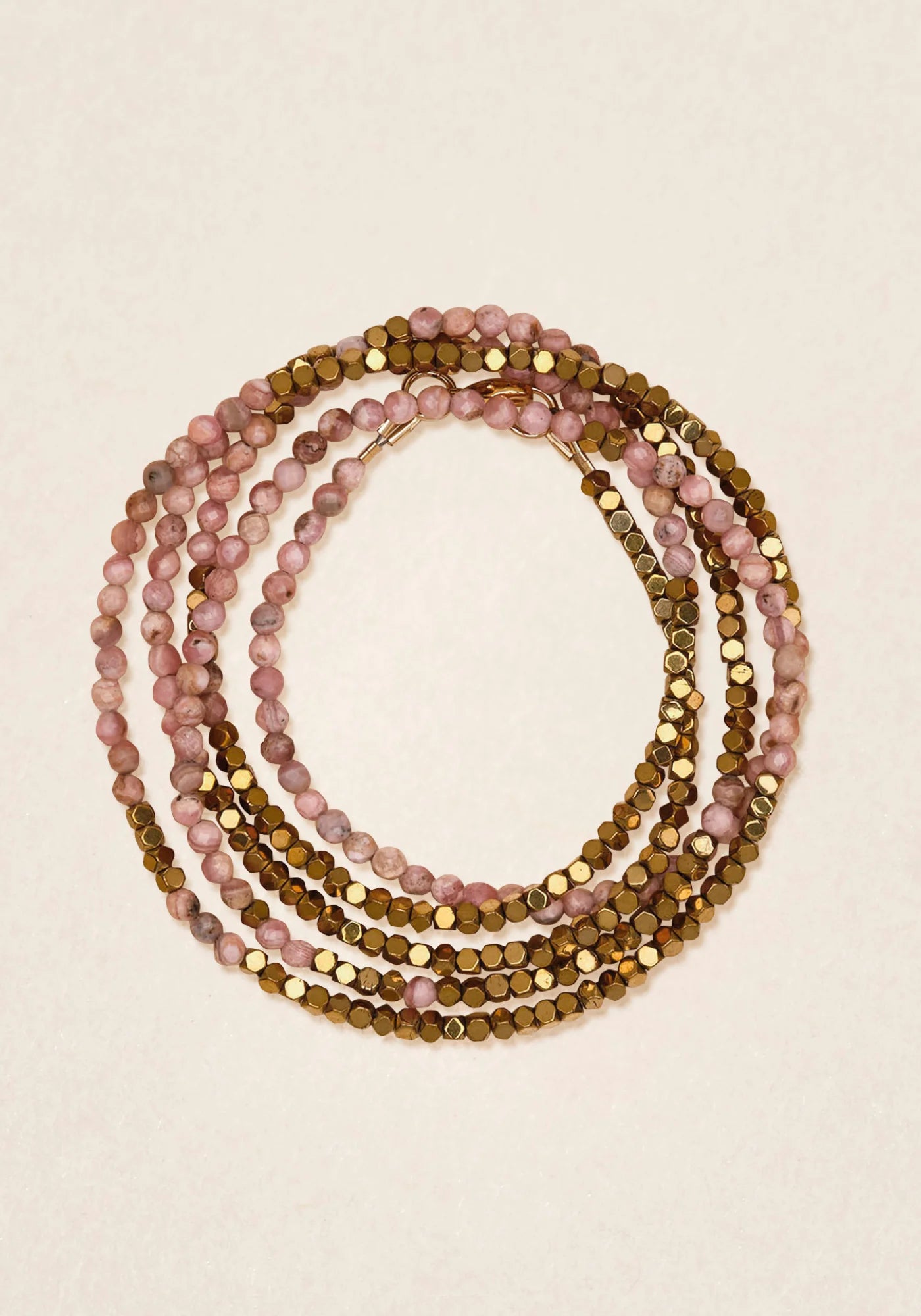 Le bracelet Pépite rhodochrosite pour femme de chez Ucciani