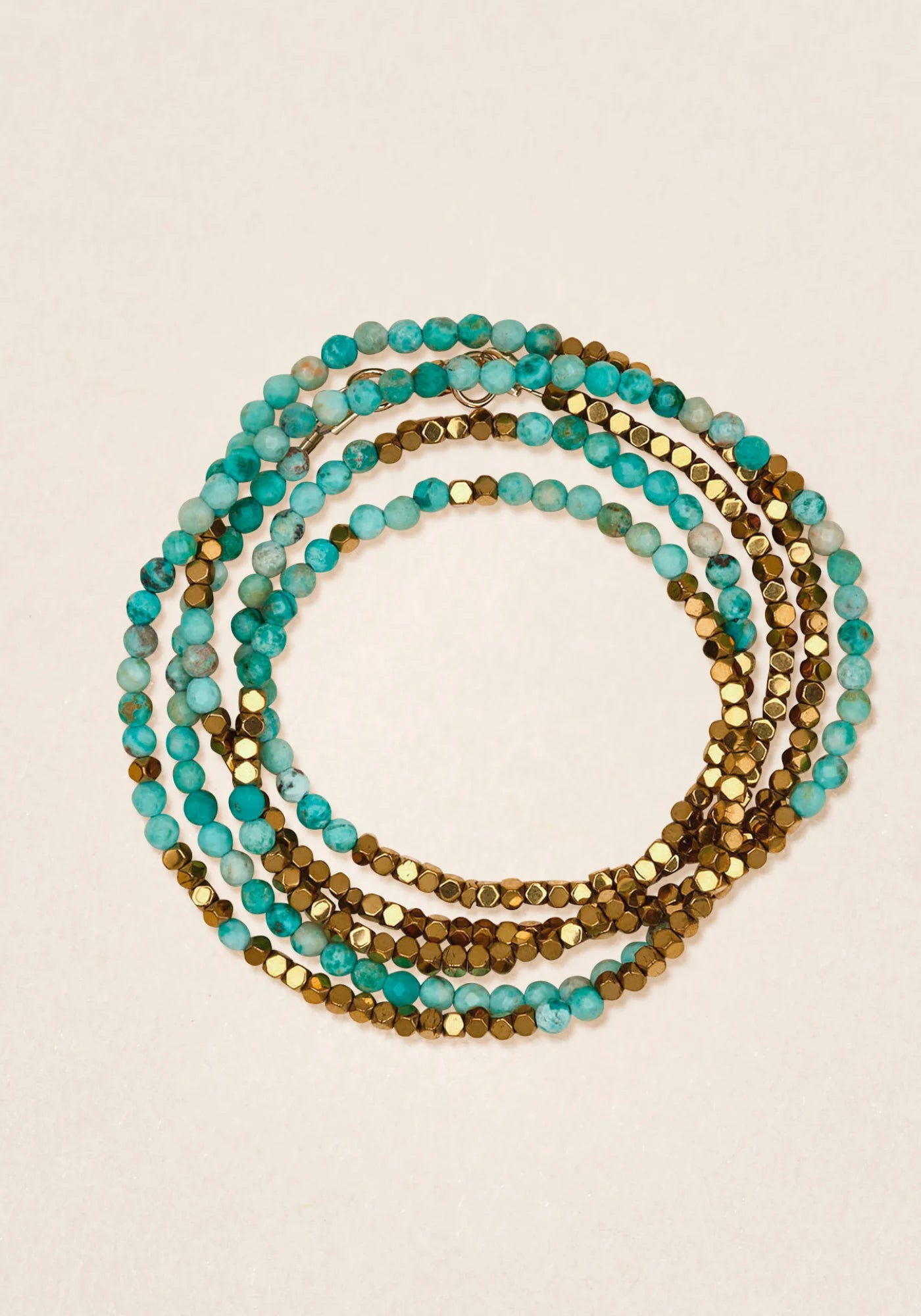 Le bracelet Pépite turquoise pour femme de chez Ucciani