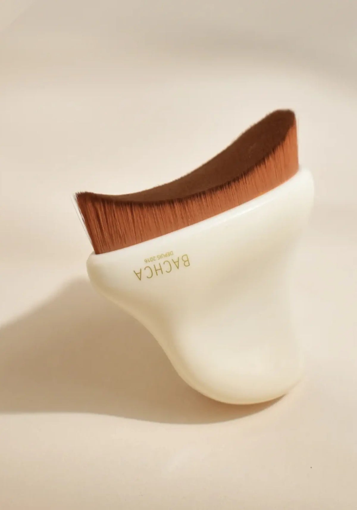 La brosse visage drainage lymphatique de chez Bachca