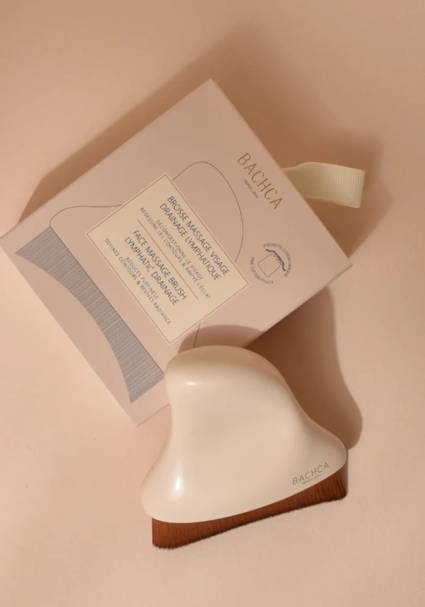 La brosse visage drainage lymphatique de chez Bachca