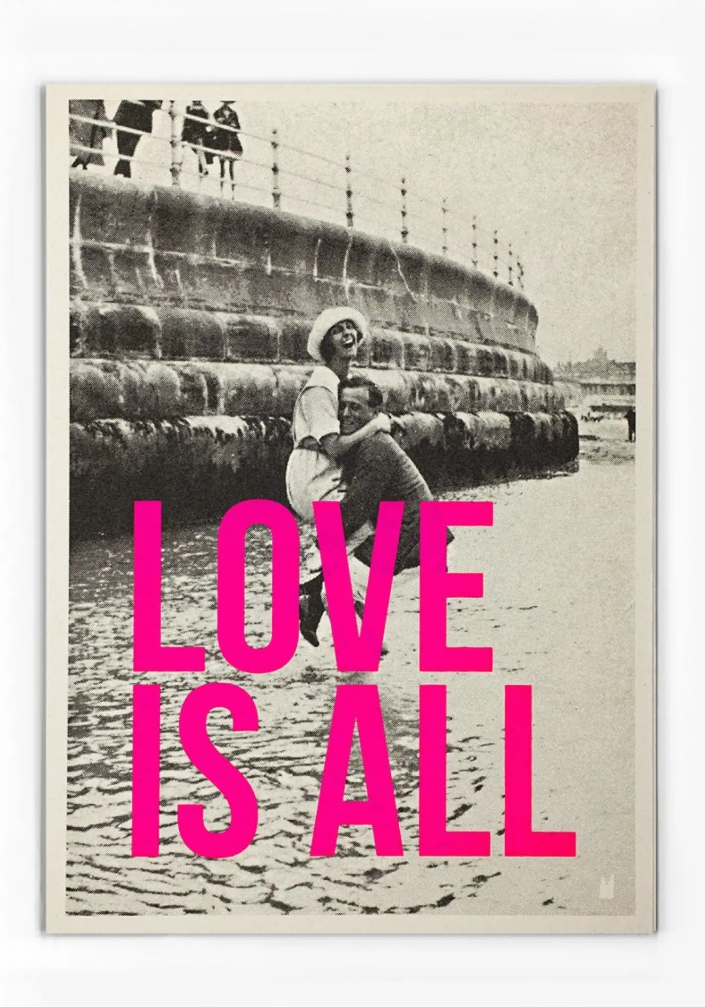 La carte LOVE IS ALL de chez Kencre