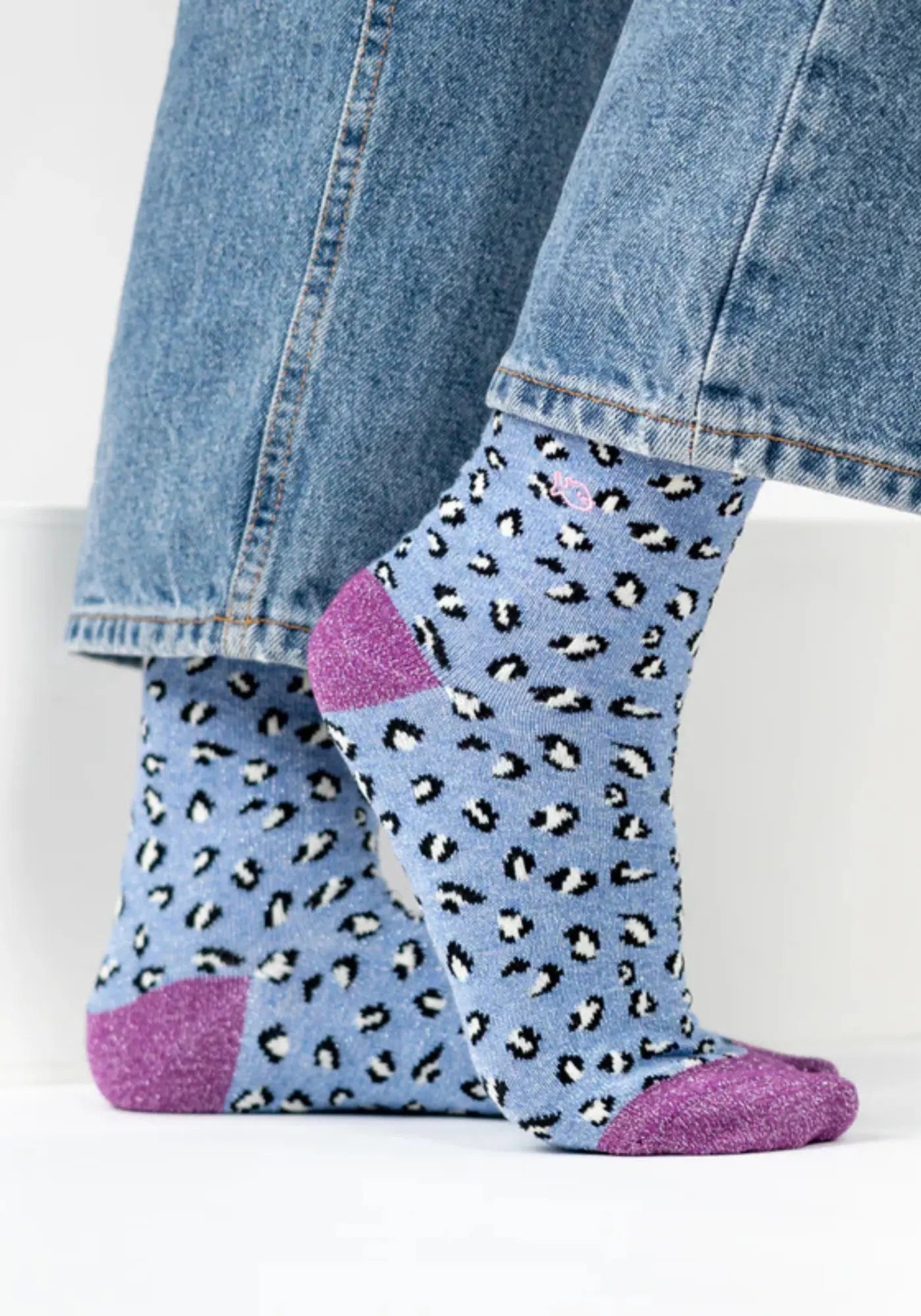 Les chaussettes à motif léopard bleu de chez Billy Belt