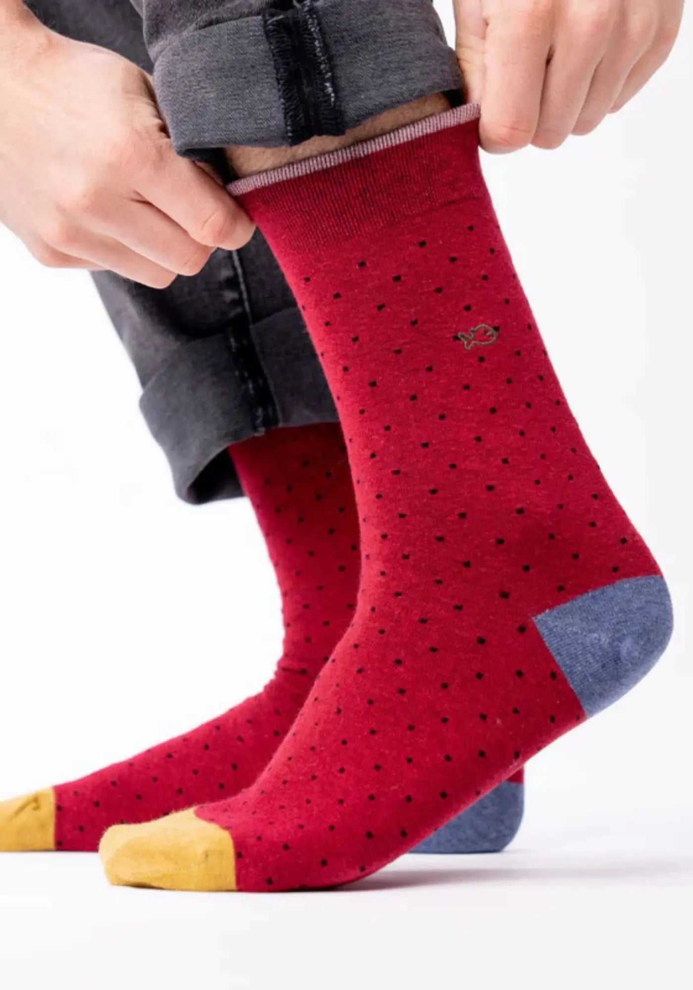 Les chaussettes fantaisie à pois paprika de chez Billy Belt 