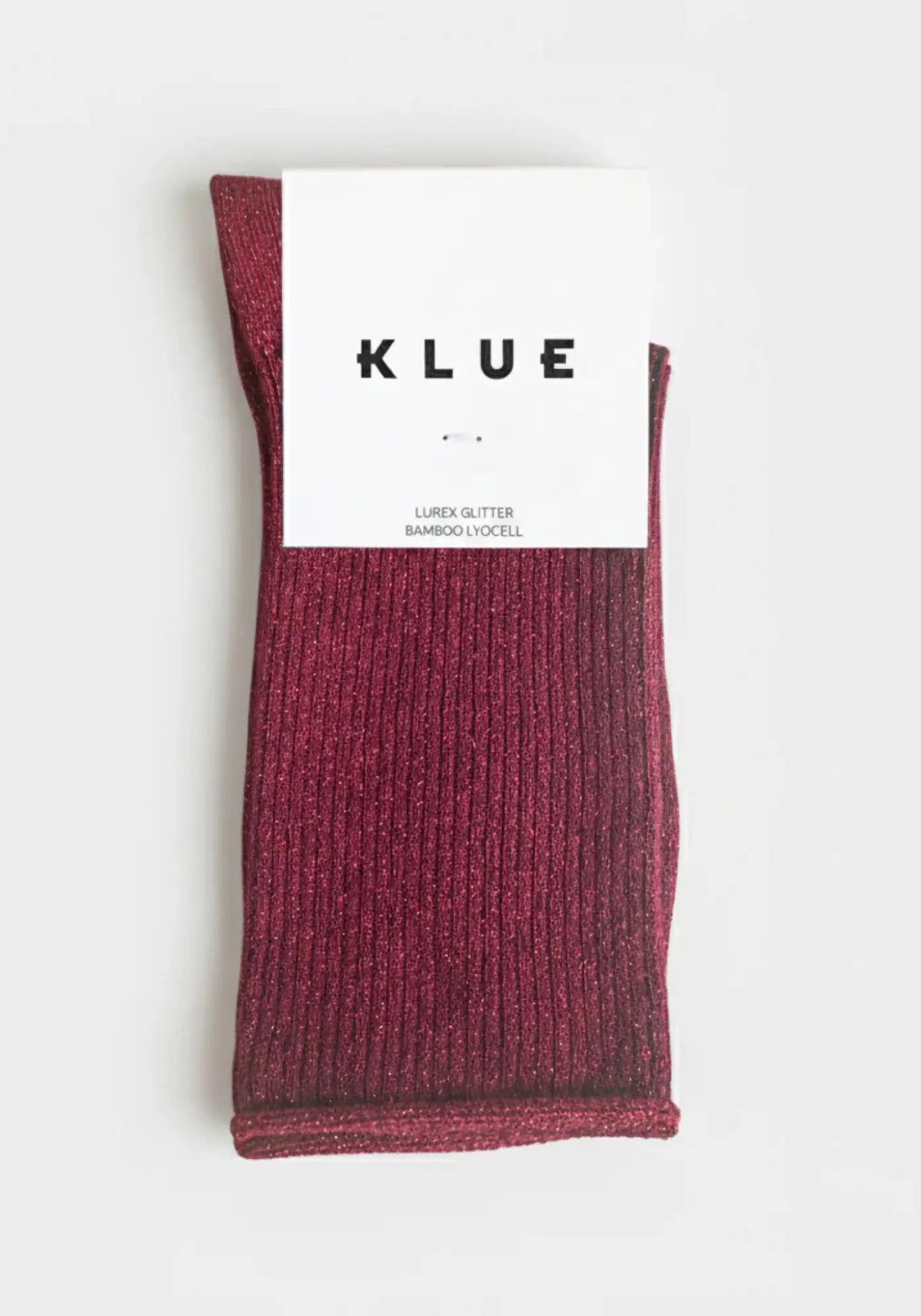Les chaussettes lurex cerise de chez Klue