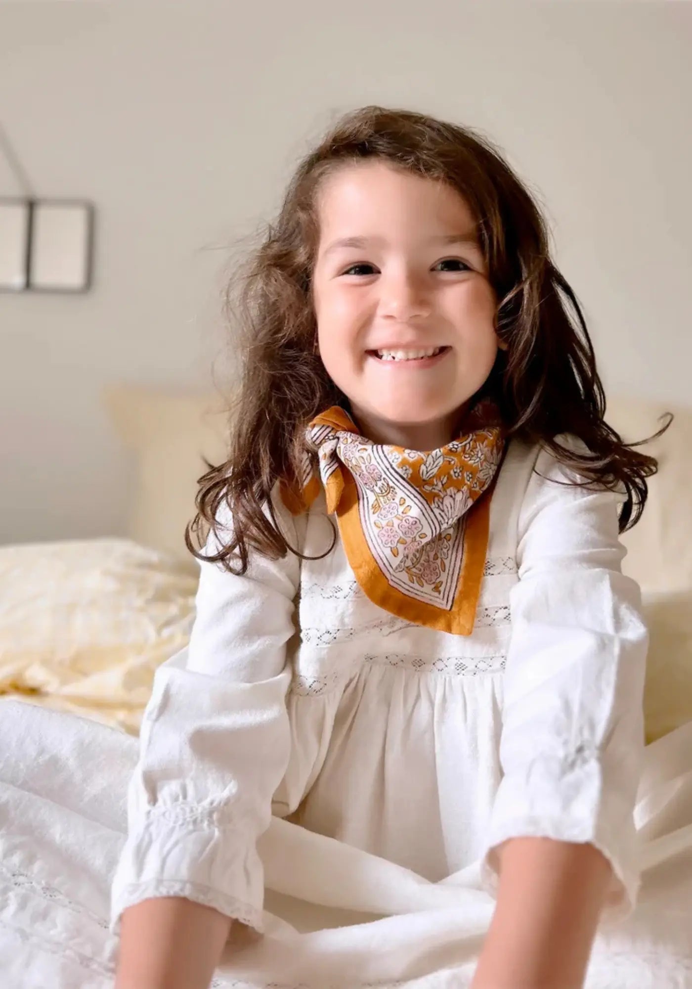 Le foulard delhi kids 50cm safran de chez So Family