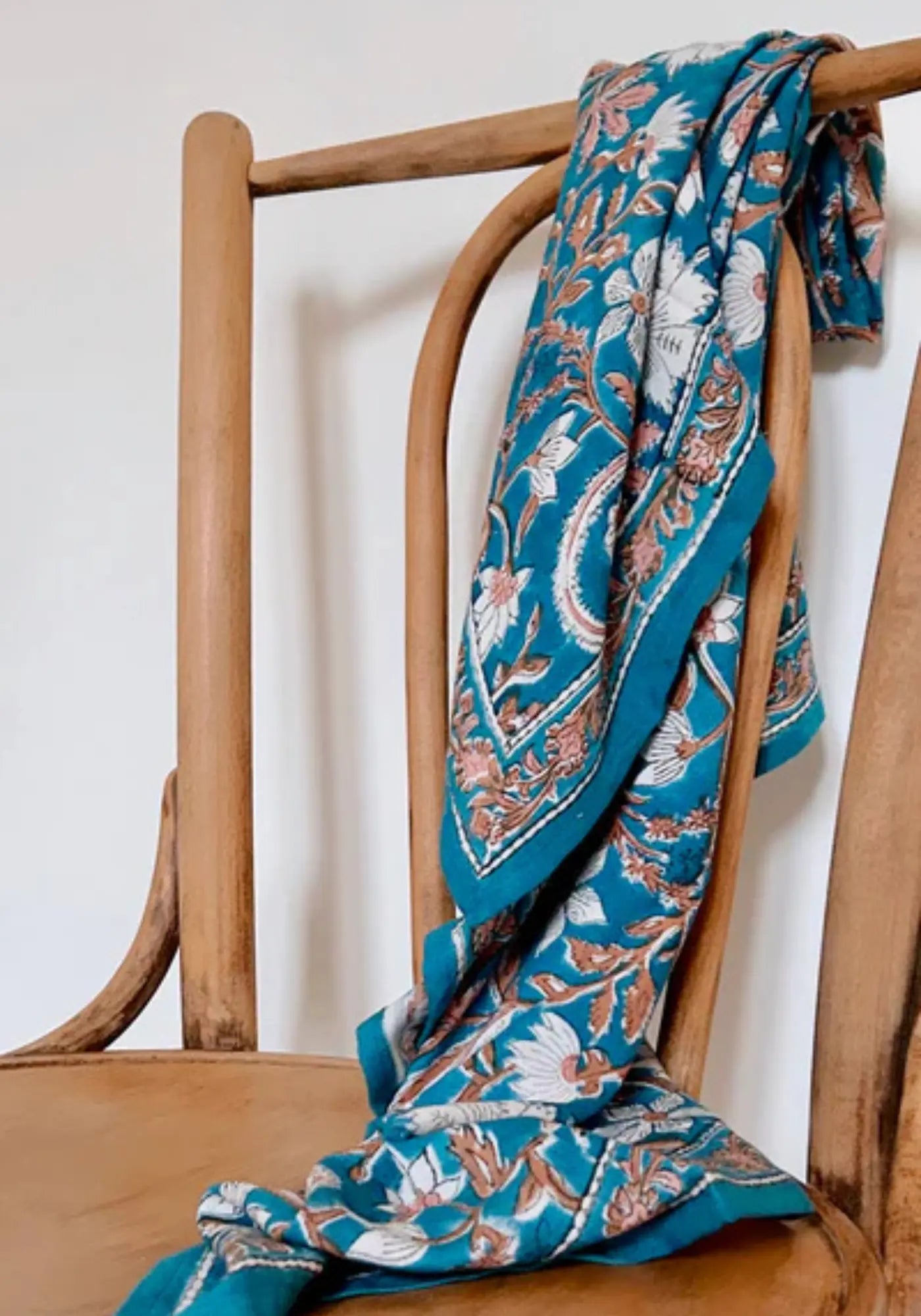 Le foulard delhi mum 100cm orage de chez So Family