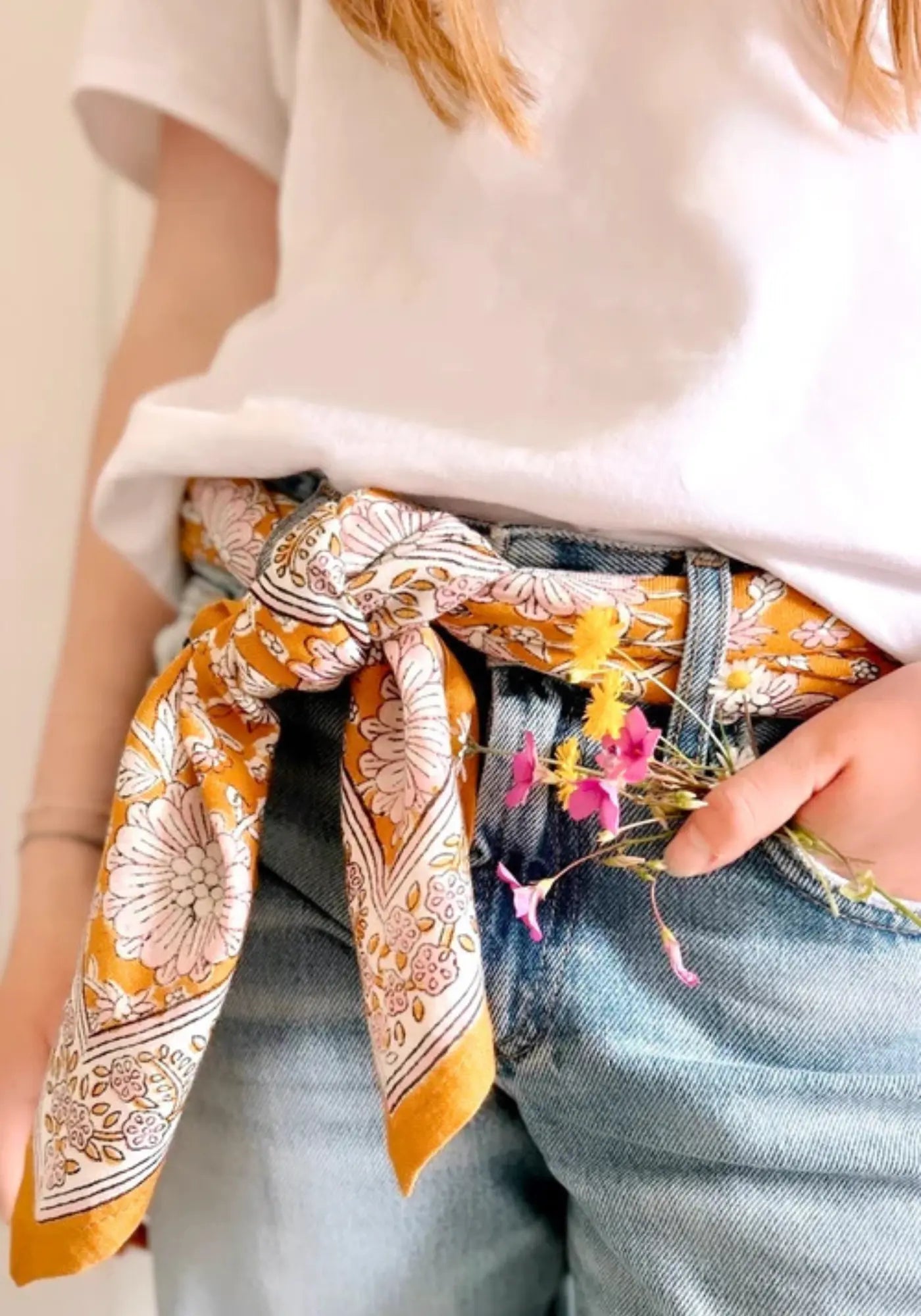 Le foulard delhi mum 100cm safran de chez So Family