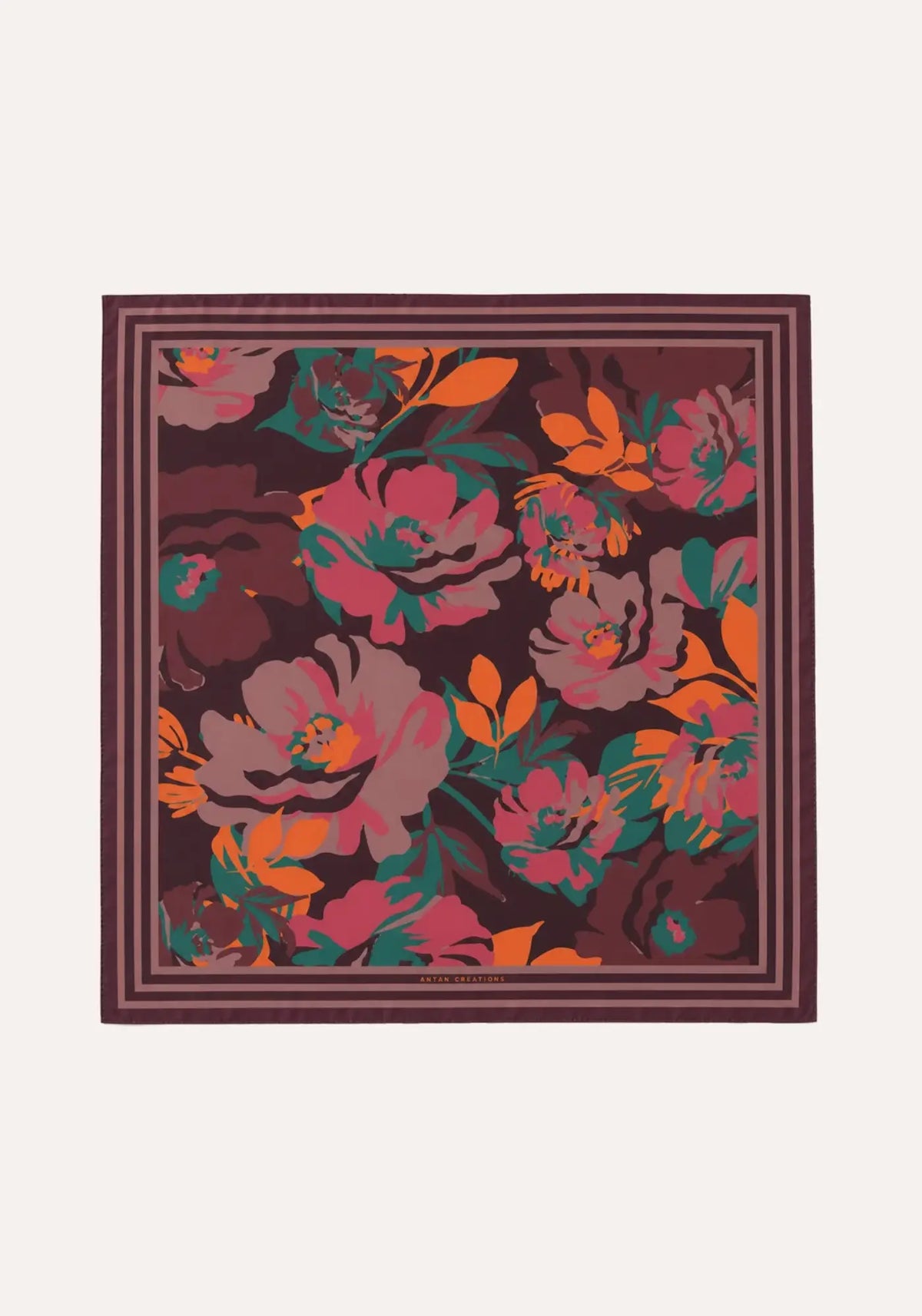 Le foulard wild flowers poison ivy de chez Antan Créations