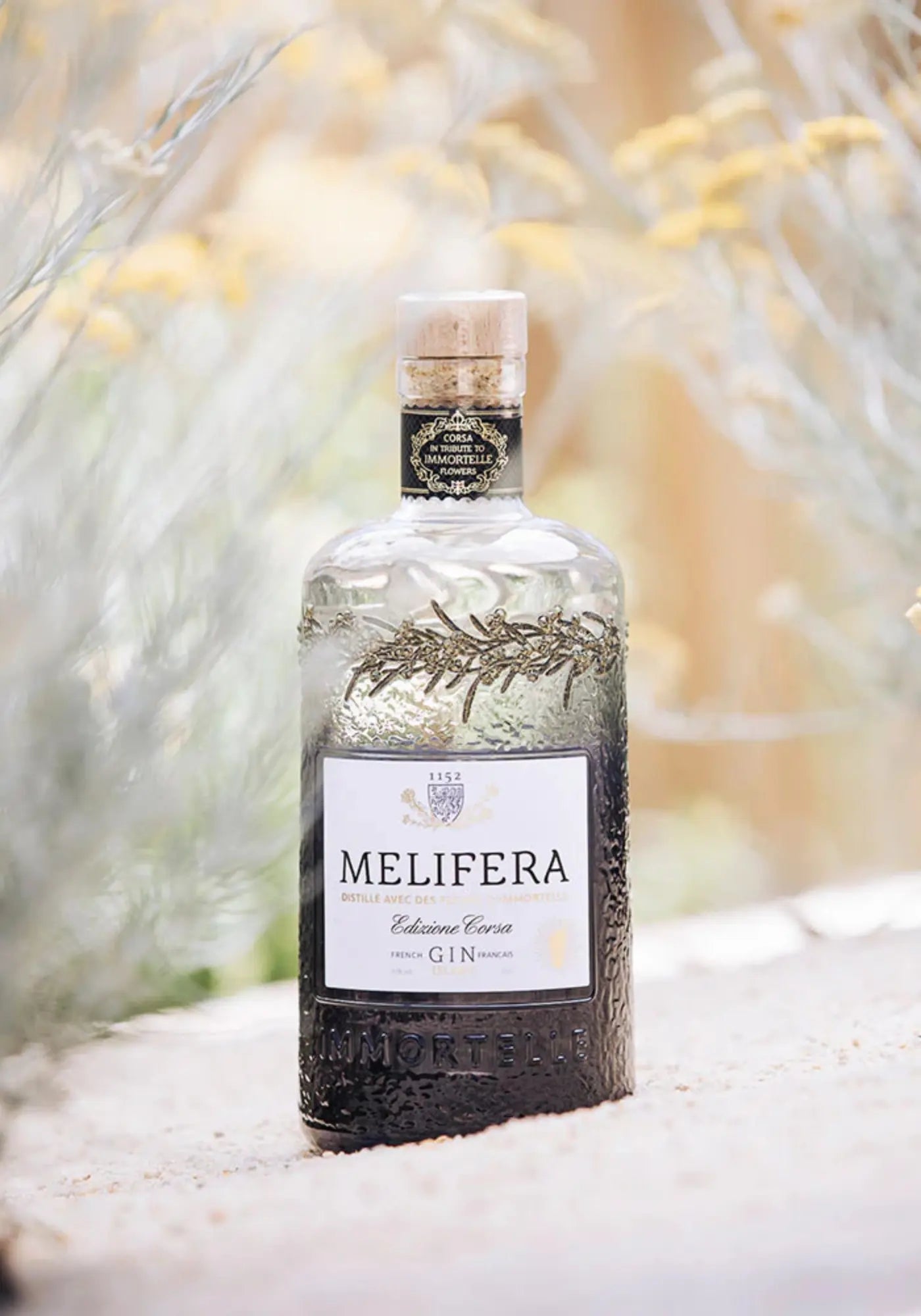 La bouteille de gin Melifera edizione corsa 