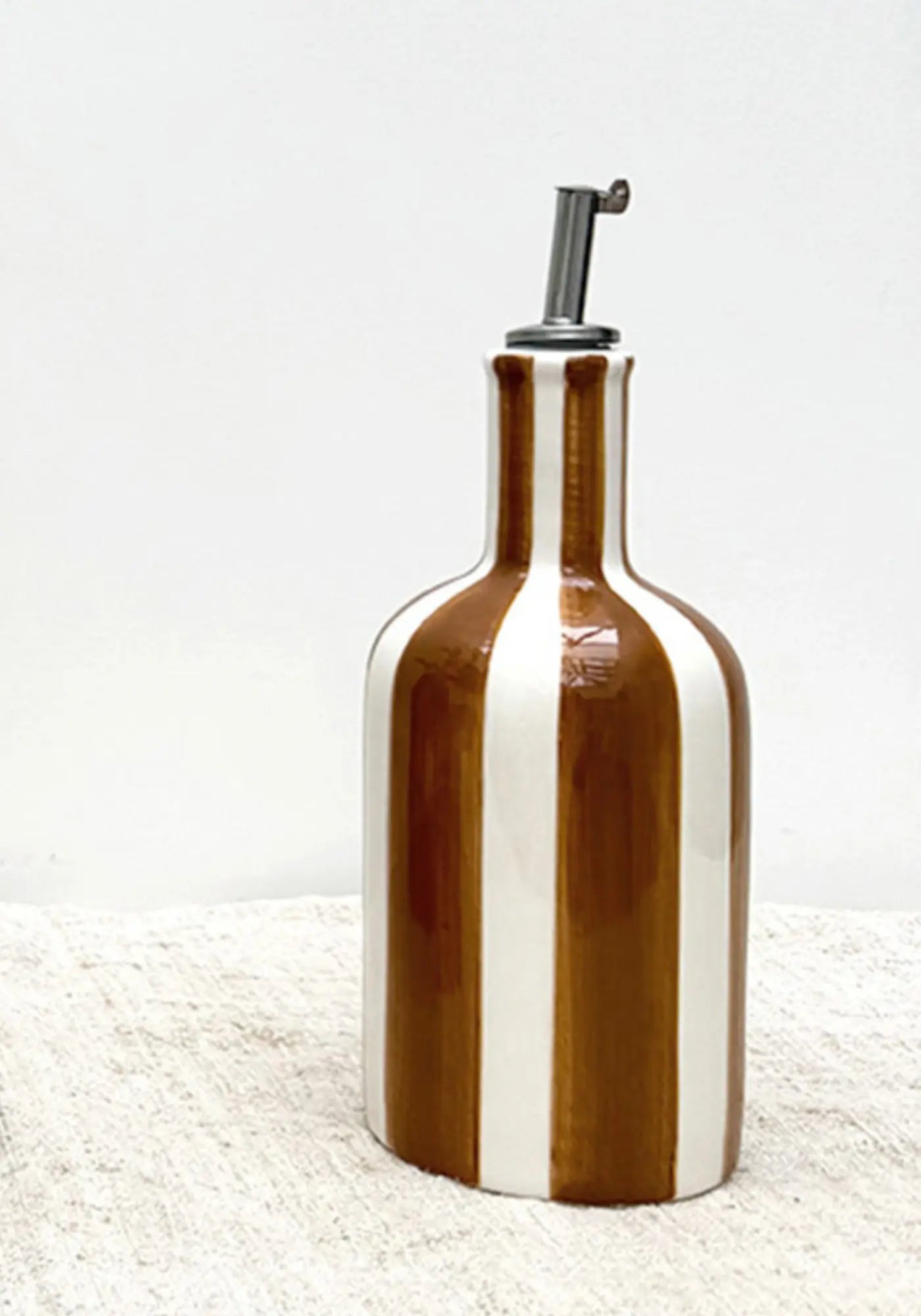 Le huilier rayures marron de chez Opjet