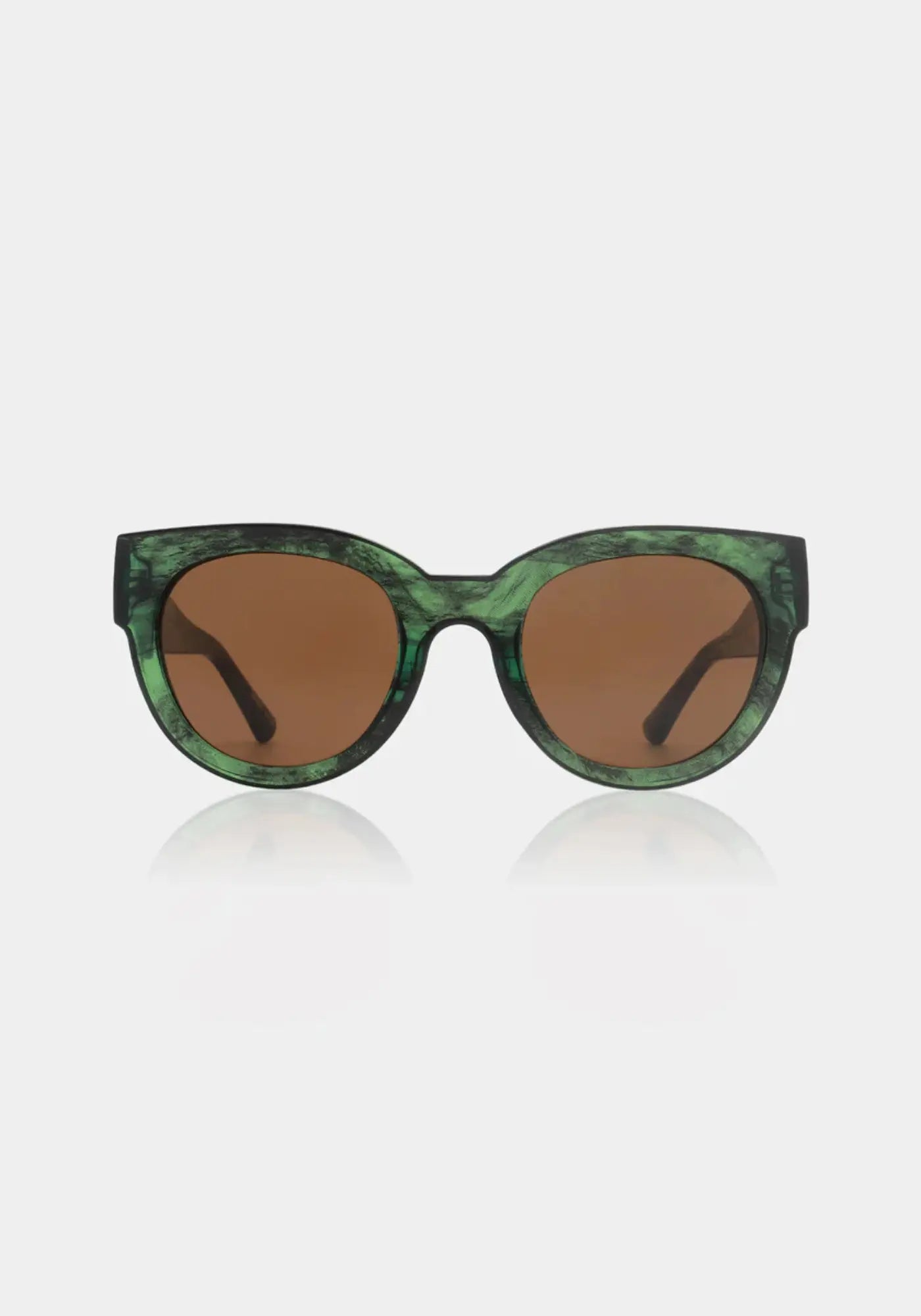 Les lunettes de soleil Lilly green marble de chez A.kjaerbede