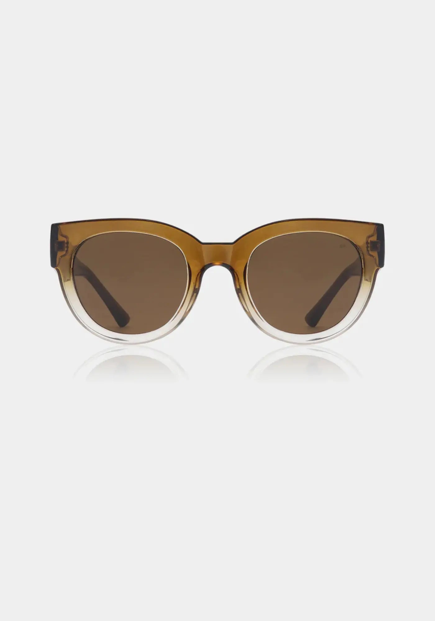 Les lunettes de soleil Lilly smoke champagne de chez A.kjaerbede