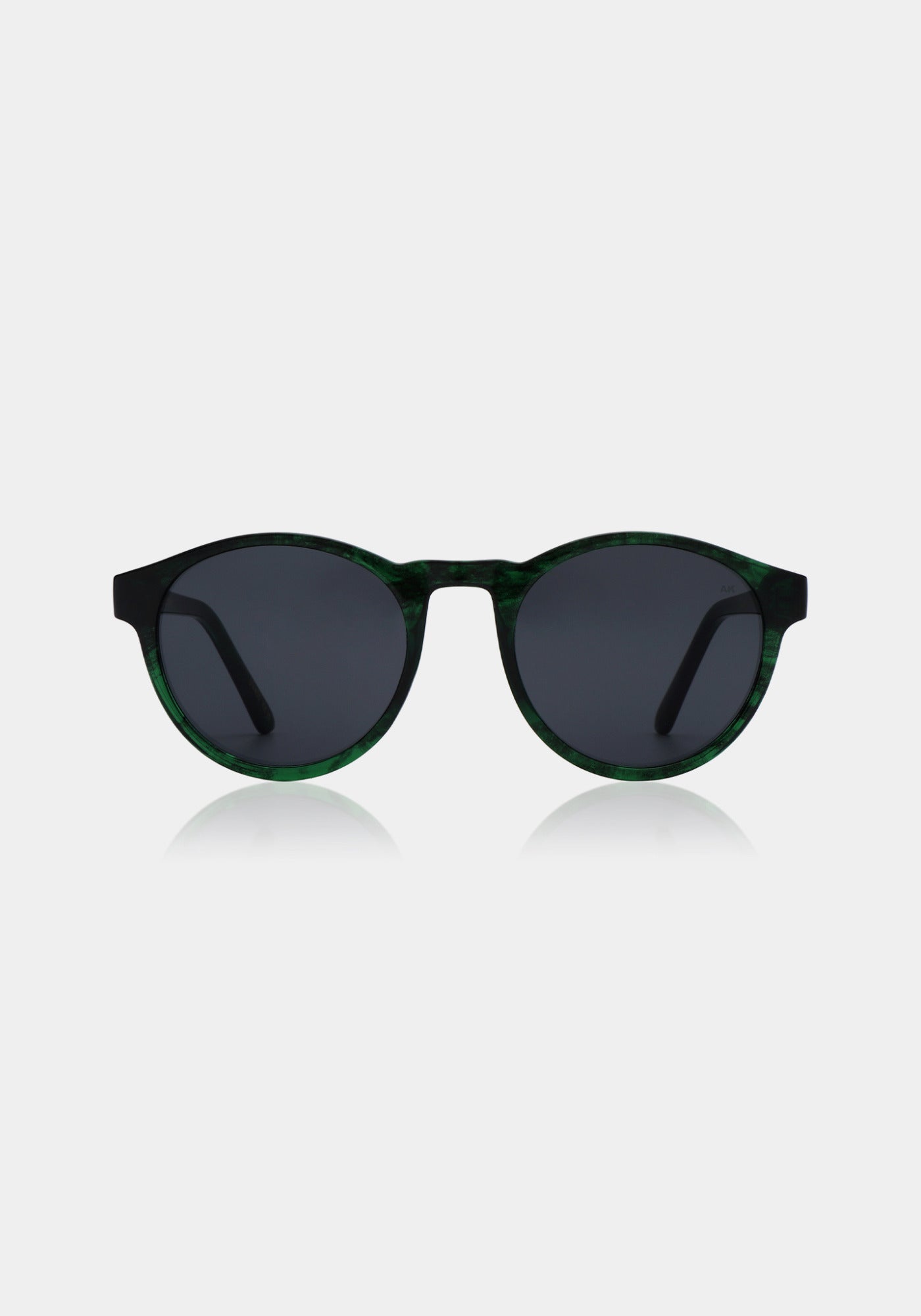Les lunettes de soleil Marvin green marbre transparent de chez A.Kjaerbede