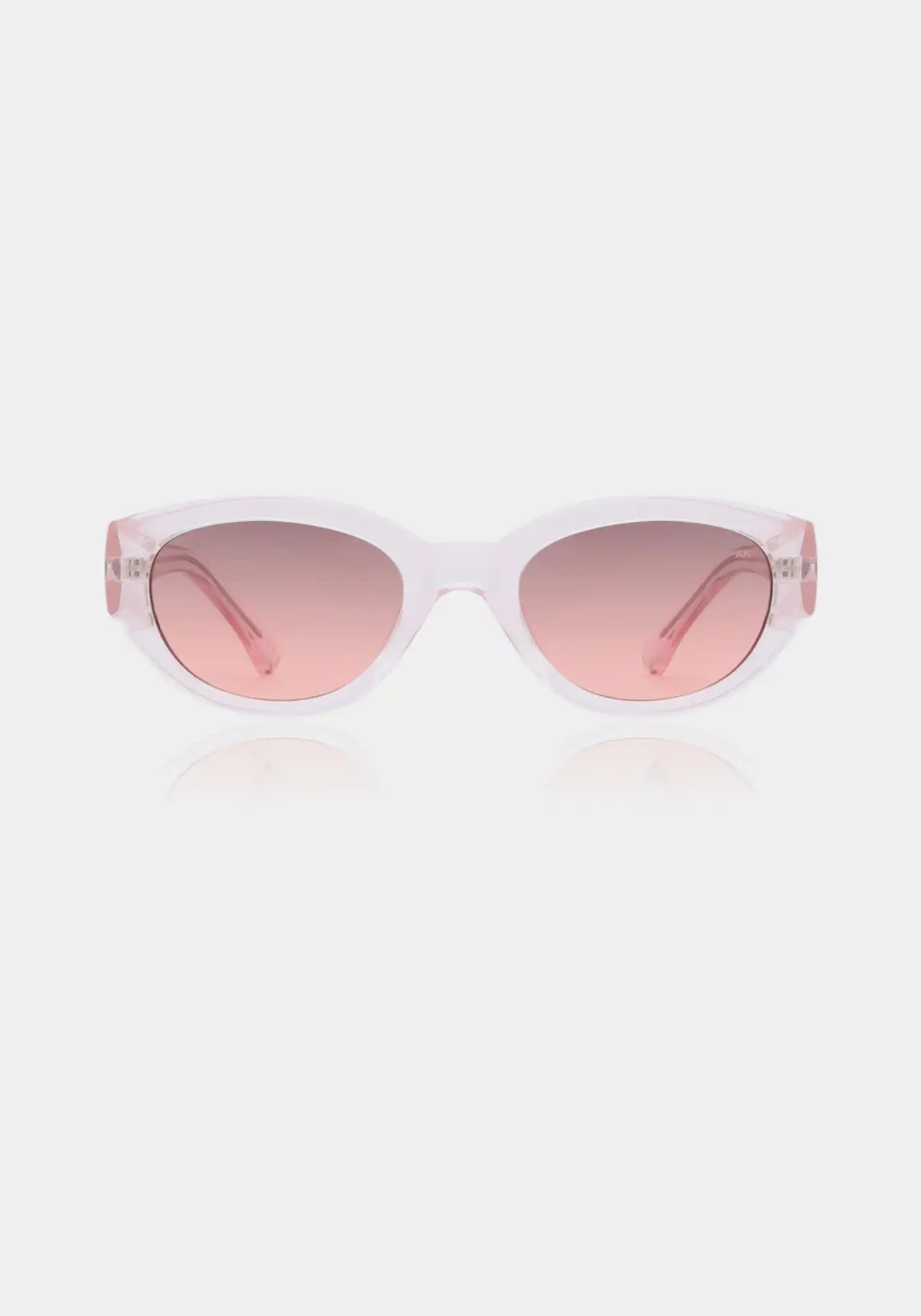 Les lunettes de soleil Winnie galactic pink de chez A.Kjaerbede