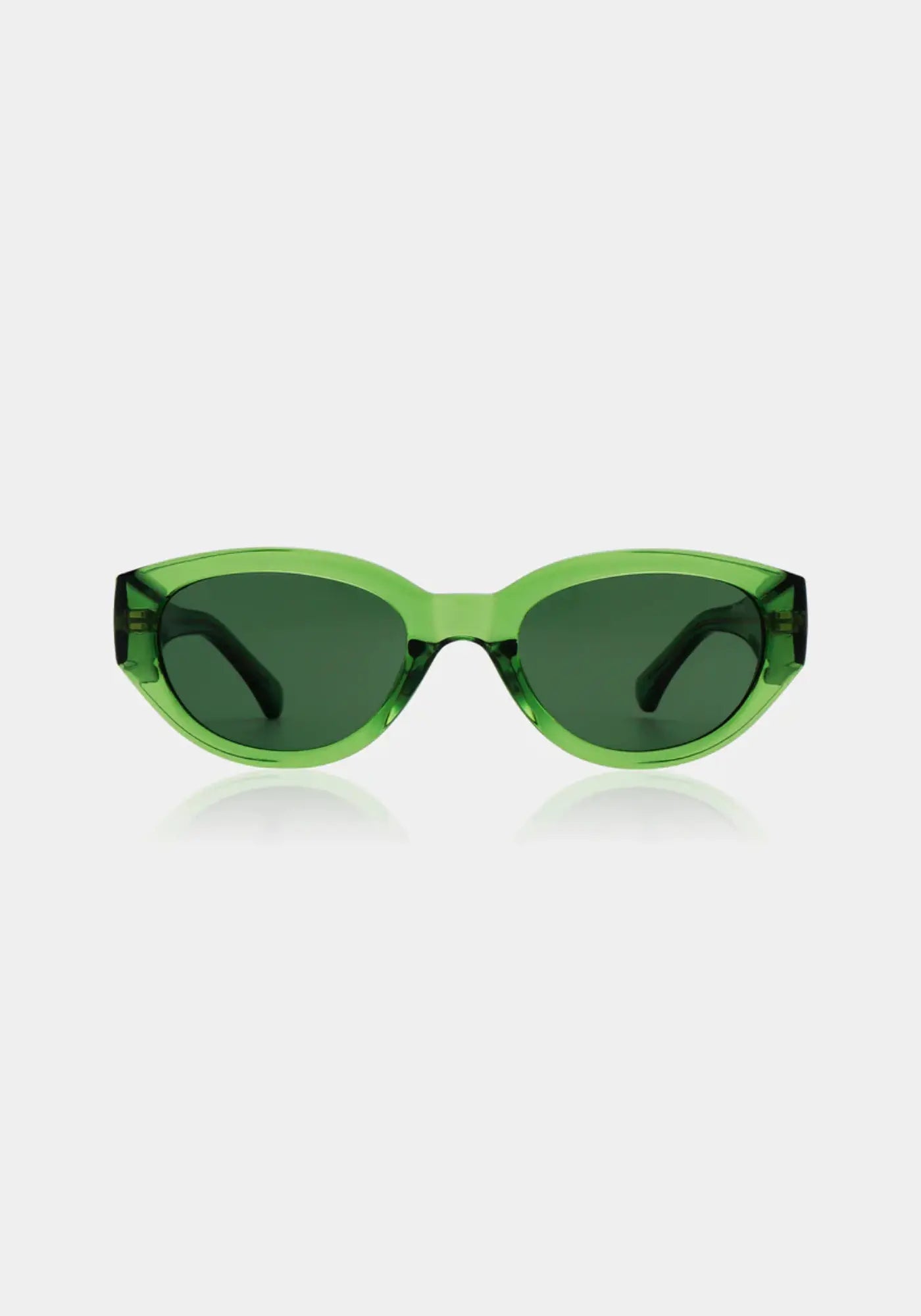 Les lunettes de soleil Winnie light olive de chez A.Kjaerbede