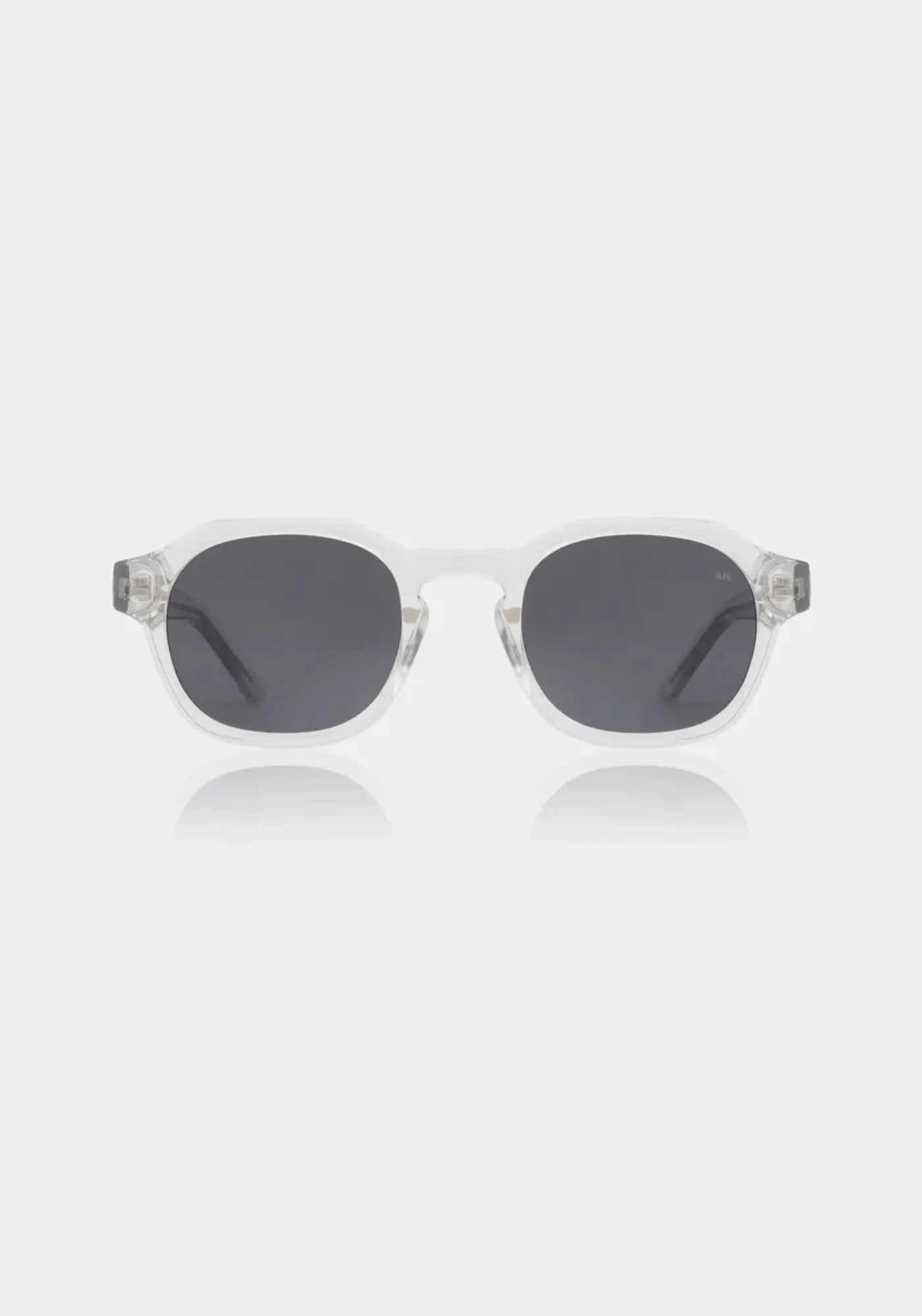 Les lunettes de soleil Zan Crystal de chez A.kjaerbede