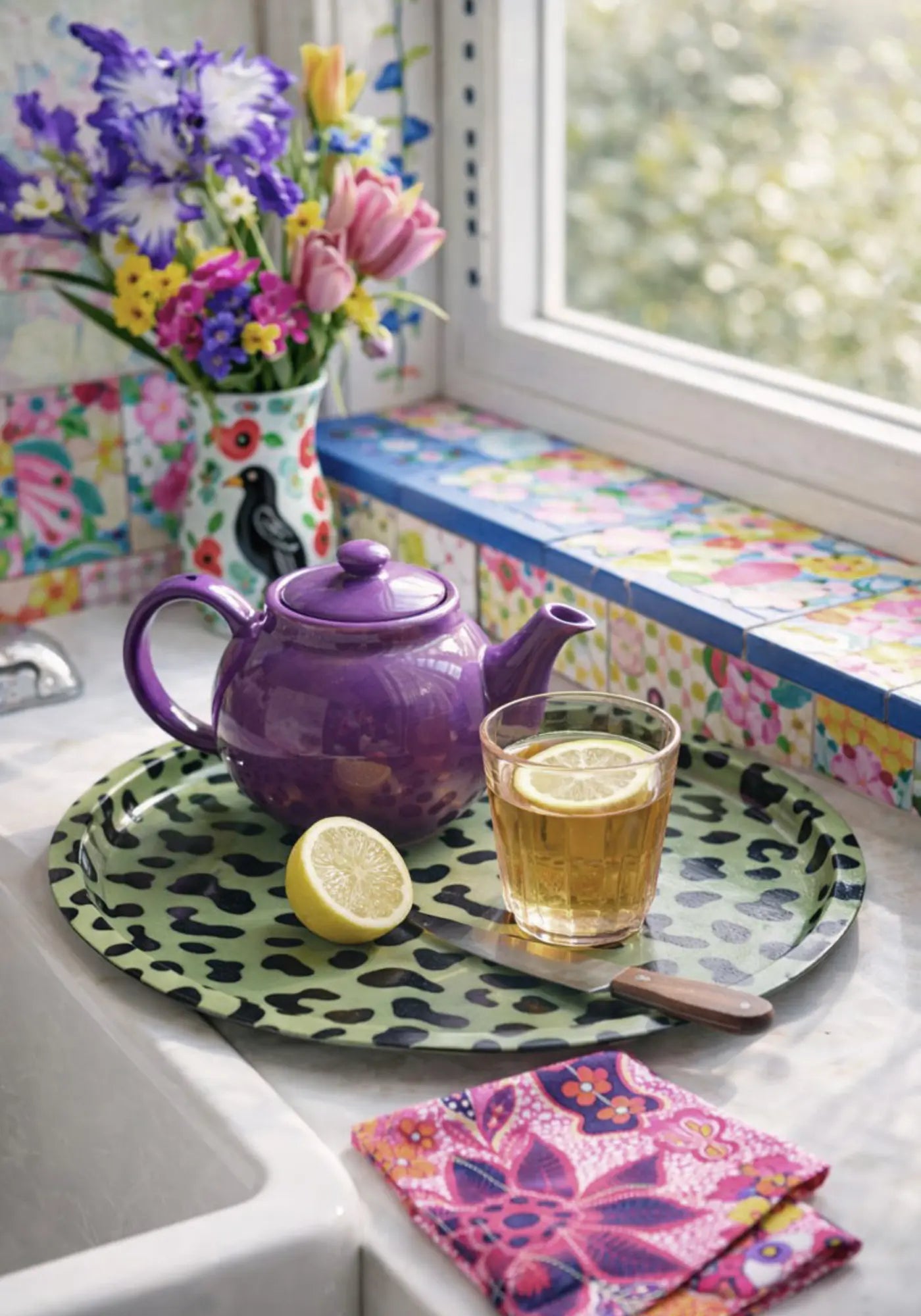 Le plateau léopard kaki rond de chez Coco&Co