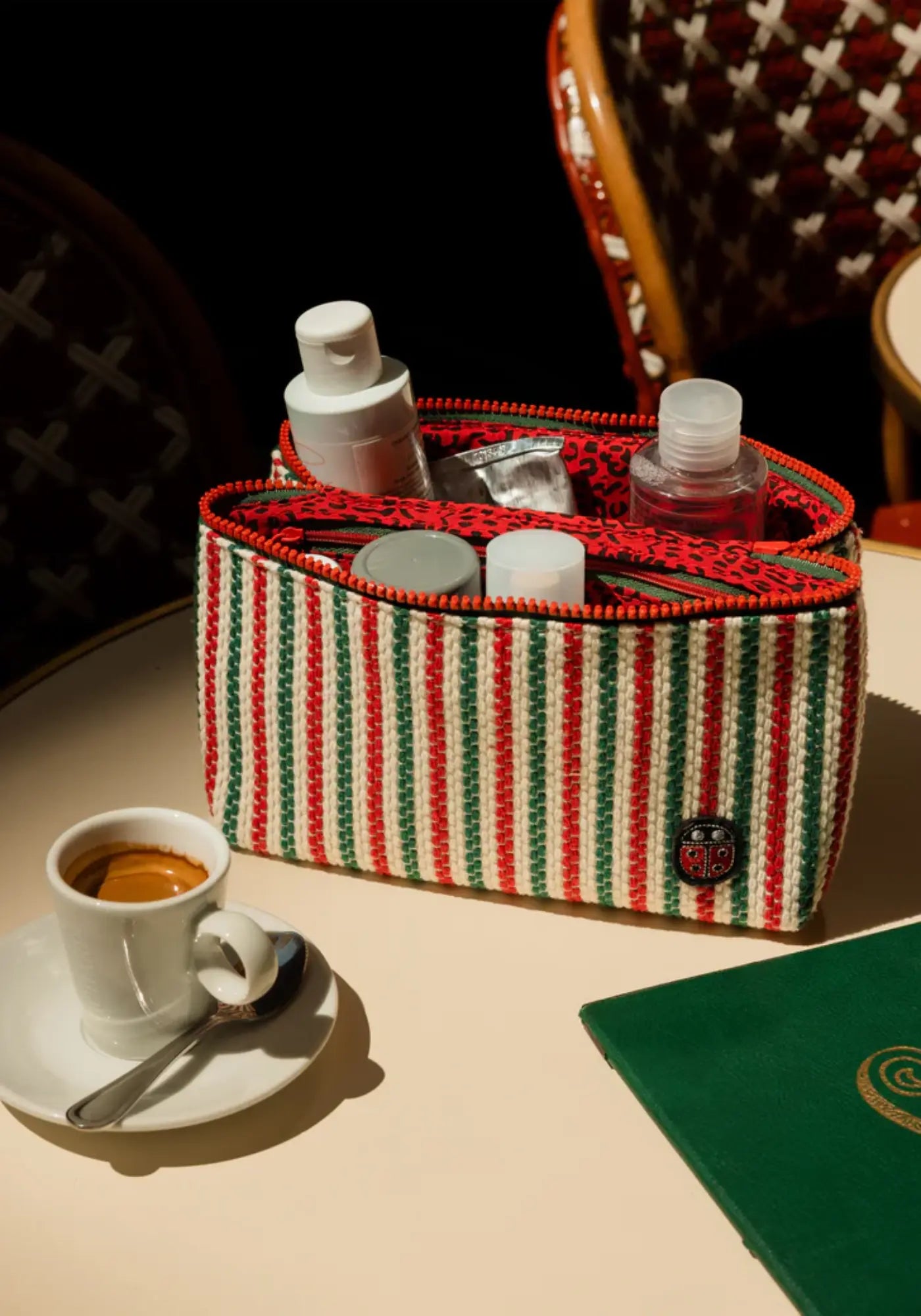 La trousse twin M basque de chez Venitee