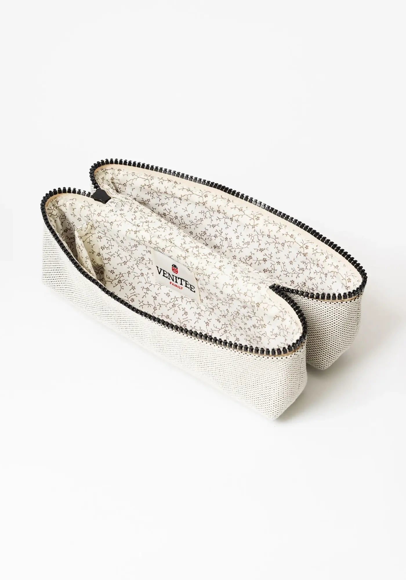 L'intérieur de la trousse twin S Faubourg de chez venitee