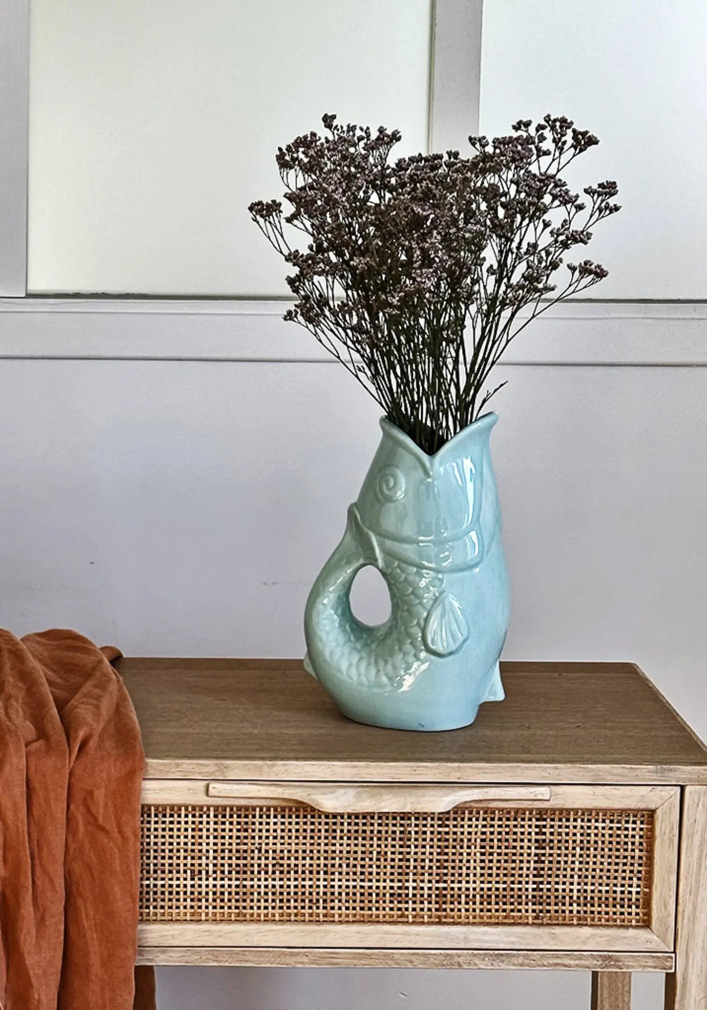 Le vase pichet poisson bleu givré de chez Opjet