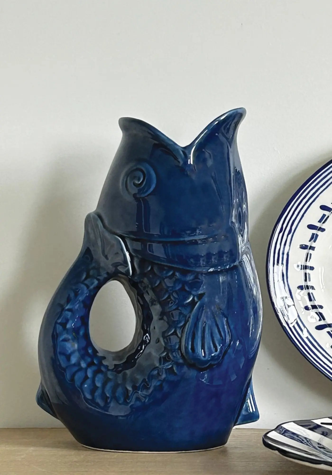 Le vase pichet poisson bleu de chez Opjet