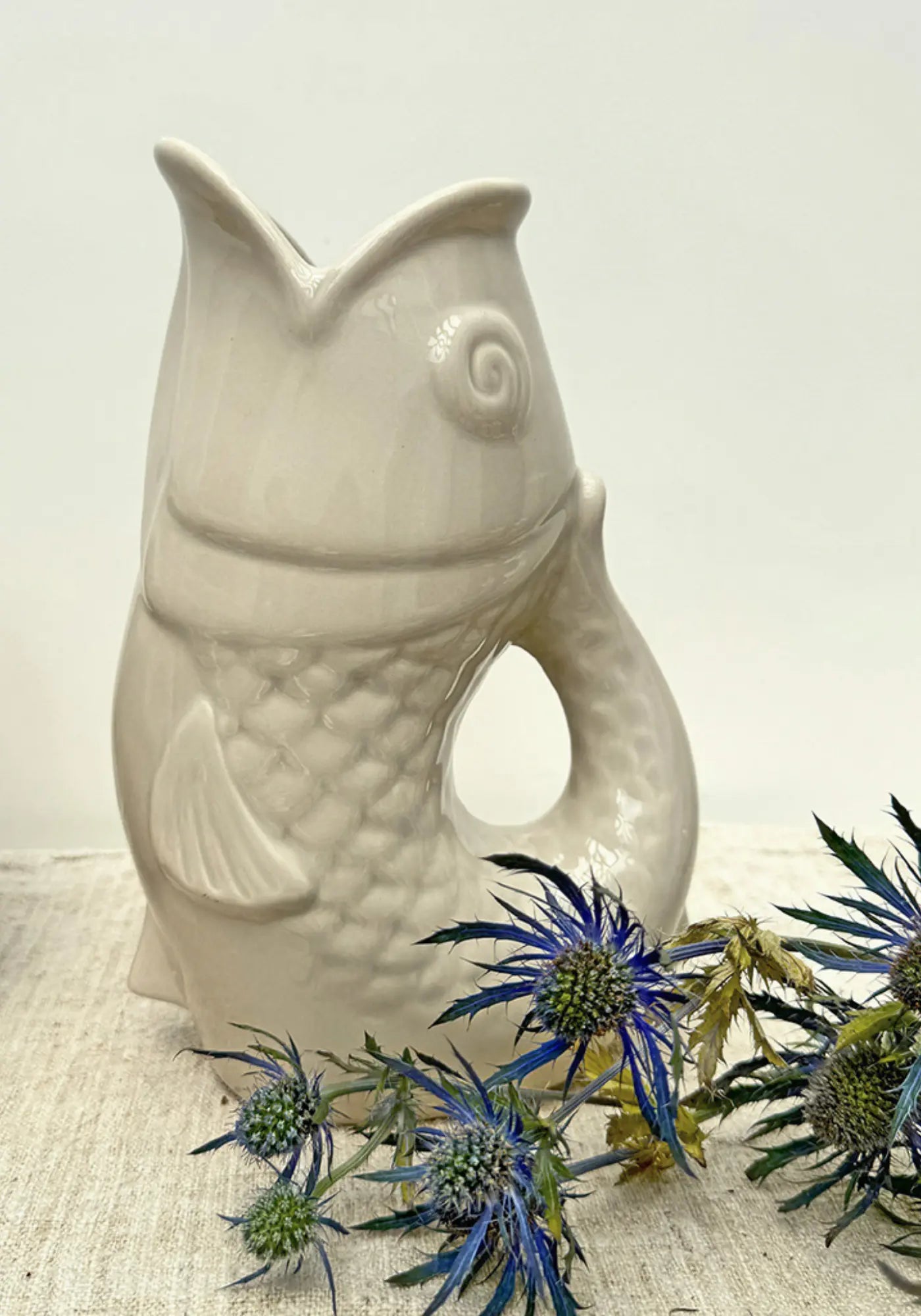 Le vase pichet poisson sable de chez Opjet