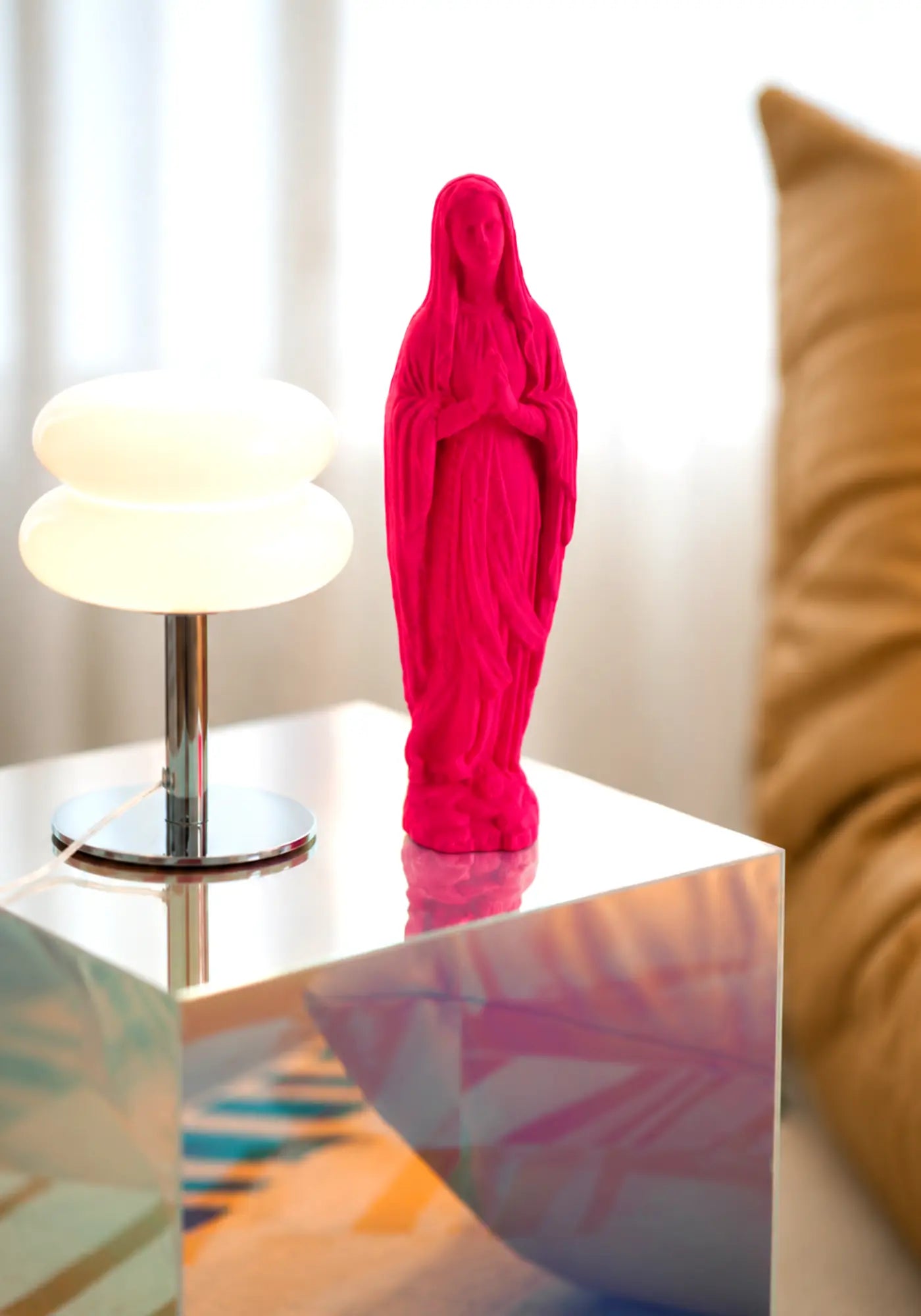 La vierge de 25cm rose fluo de chez Sapristi Store