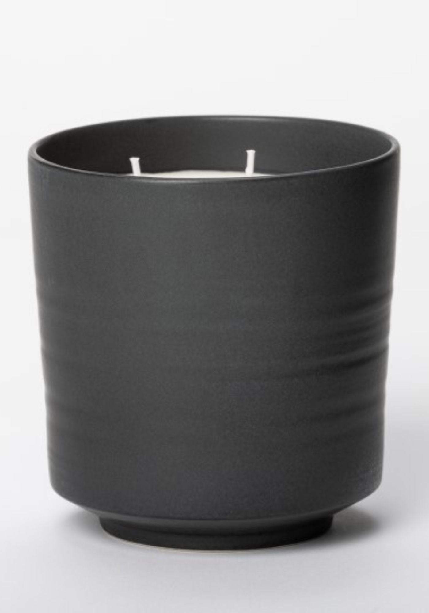 bougie-parfumee-ceramique-carbone-noir-600gr