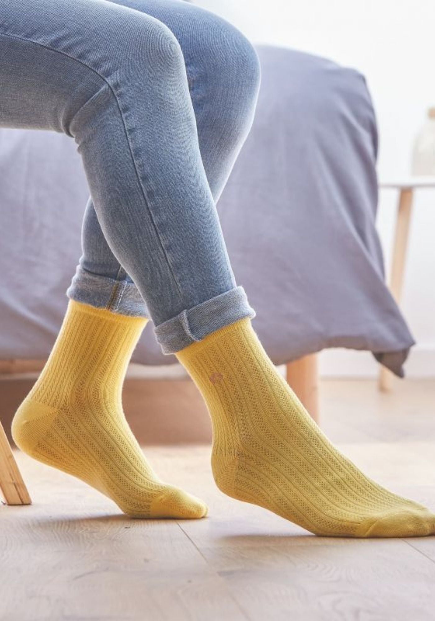 chaussettes-dentelles-femme-confort-nylon-billybelt-jaune